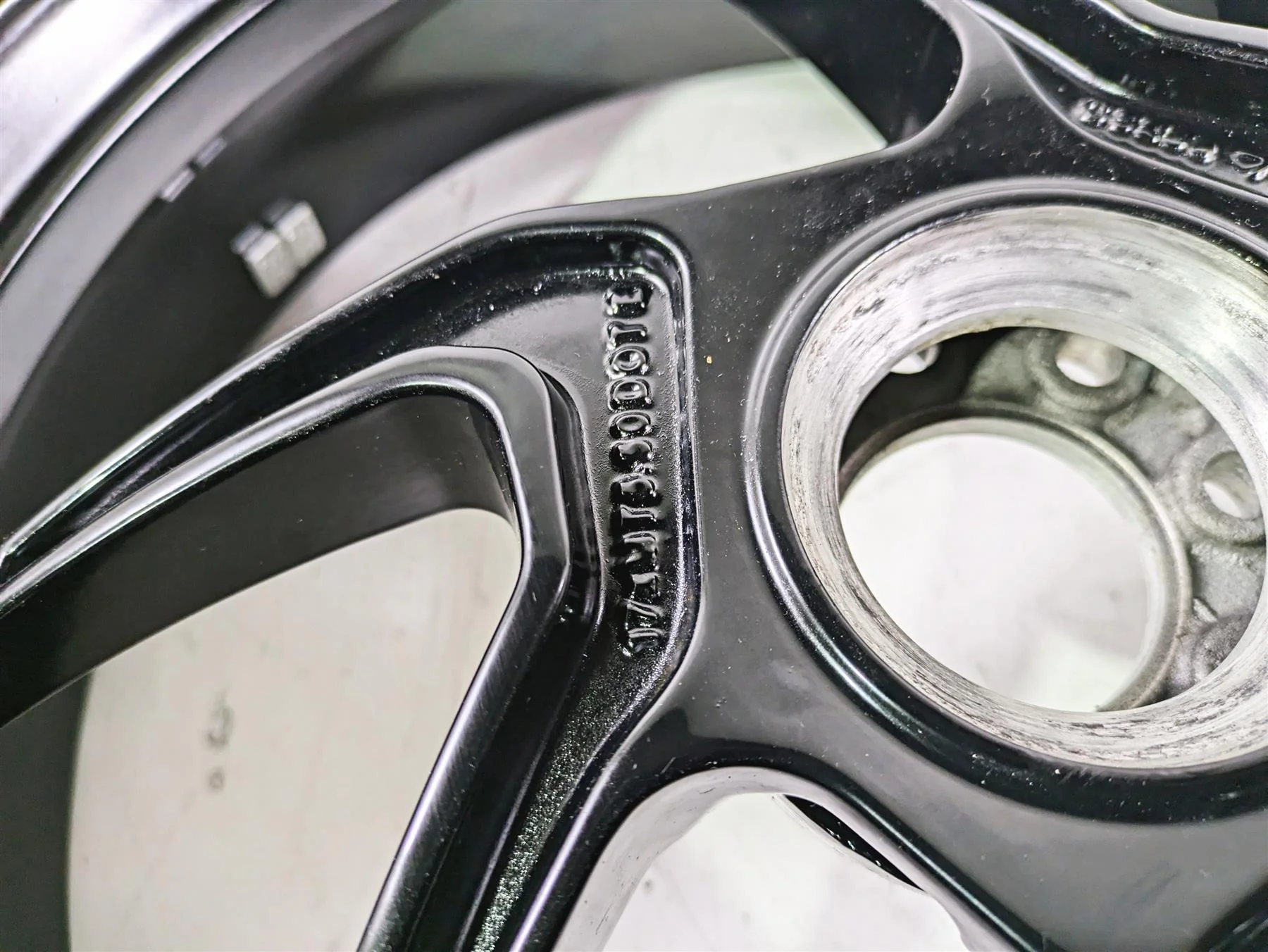 2022 MV Agusta F3 800 Rosso Straight Black Rear Wheel Rim 17x5.5 80A0C3289 - Image 5