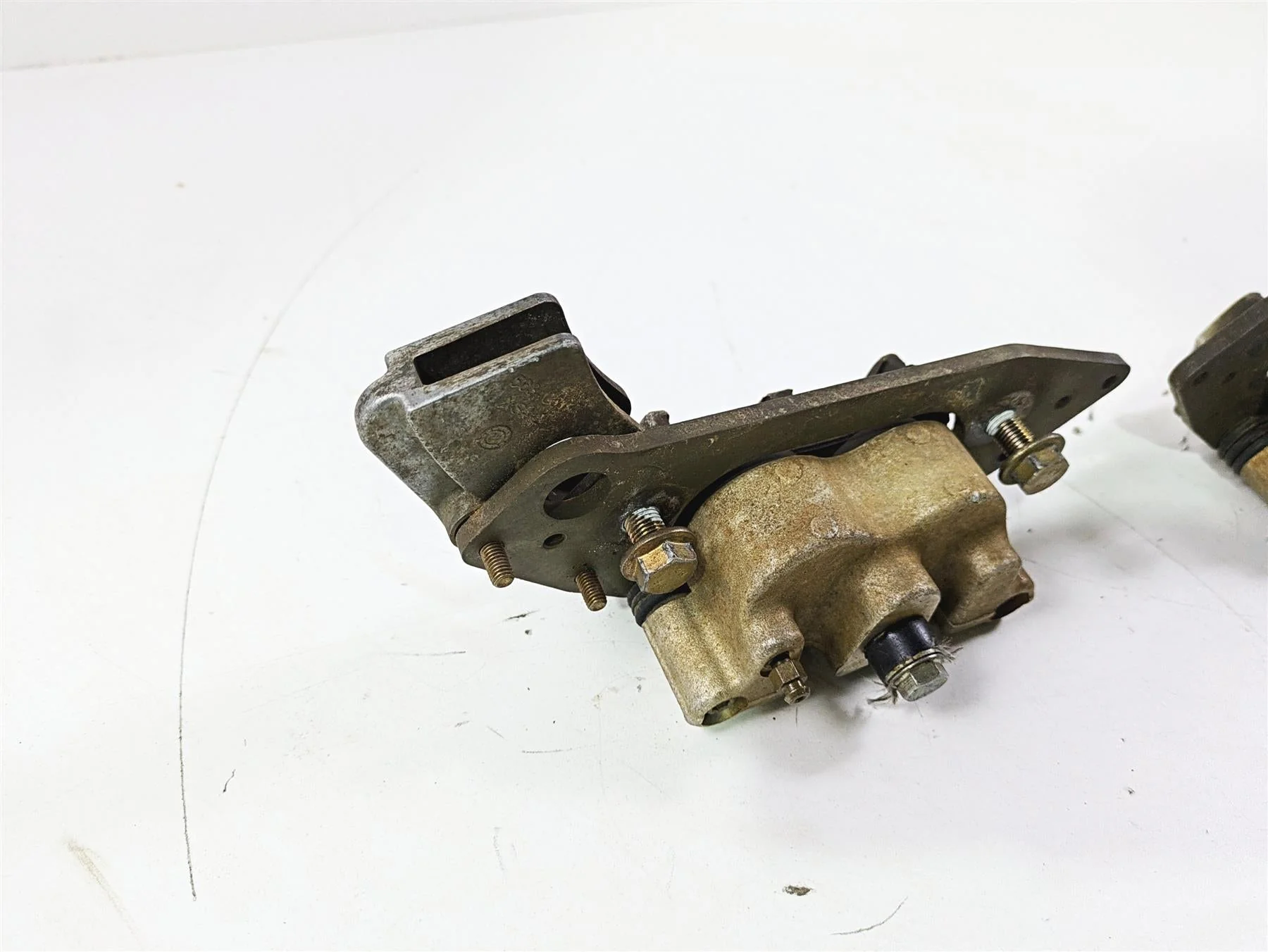 2022 Polaris Ranger 1000 Premium Front Brake Caliper Set 1913060 1913061 - Image 10