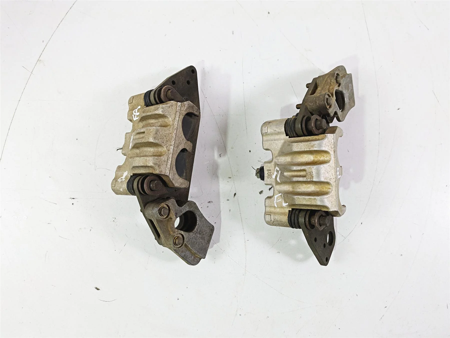 2022 Polaris Ranger 1000 Premium Front Brake Caliper Set 1913060 1913061 - Image 5