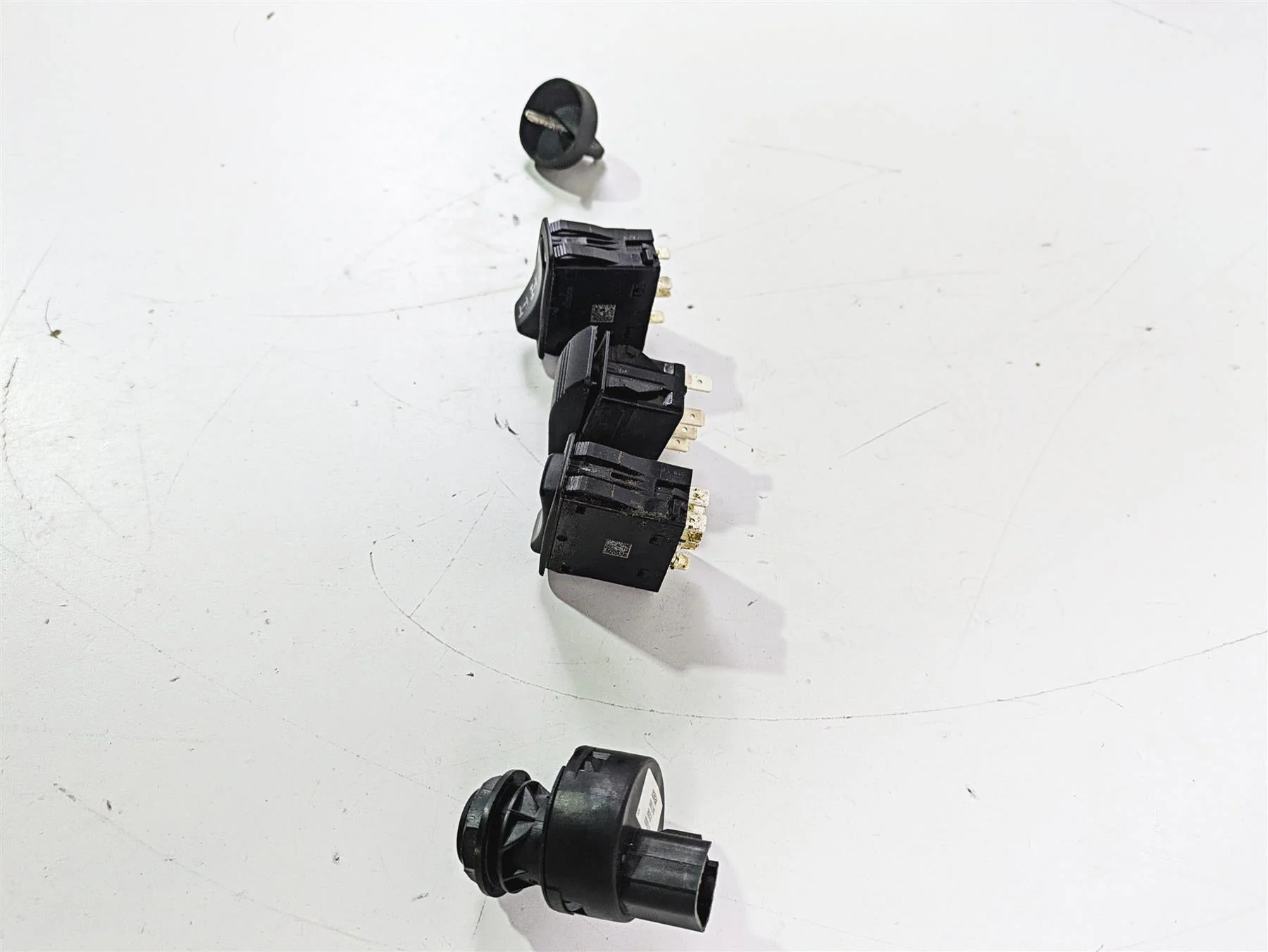 2022 Polaris Ranger 1000 Premium Ignition Light Awd Switch & Key Set 4015033 - Image 3