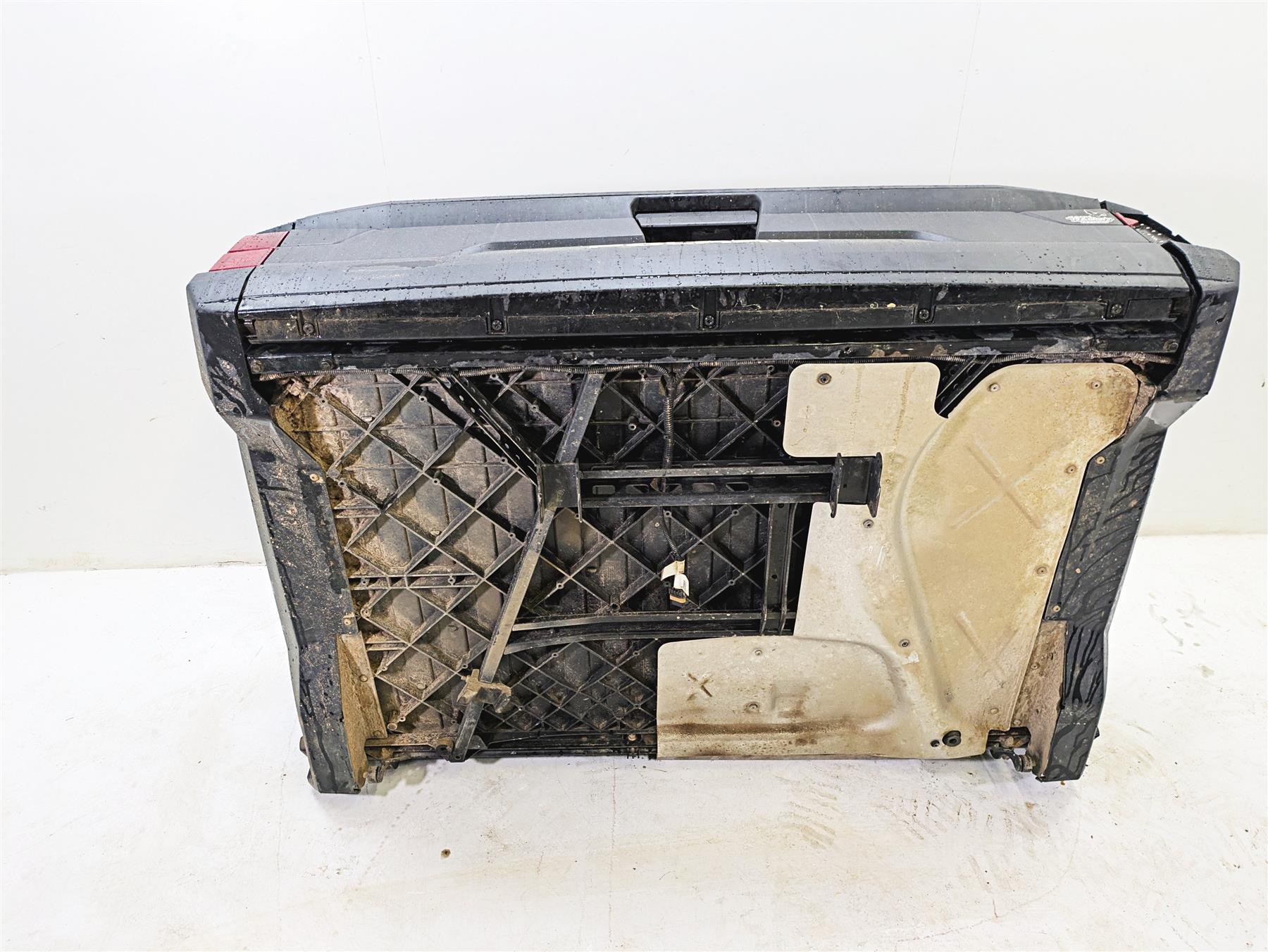 2022 Polaris Ranger 1000 Premium Rear Trunk Bed Assembly READ 2208995 - Image 9