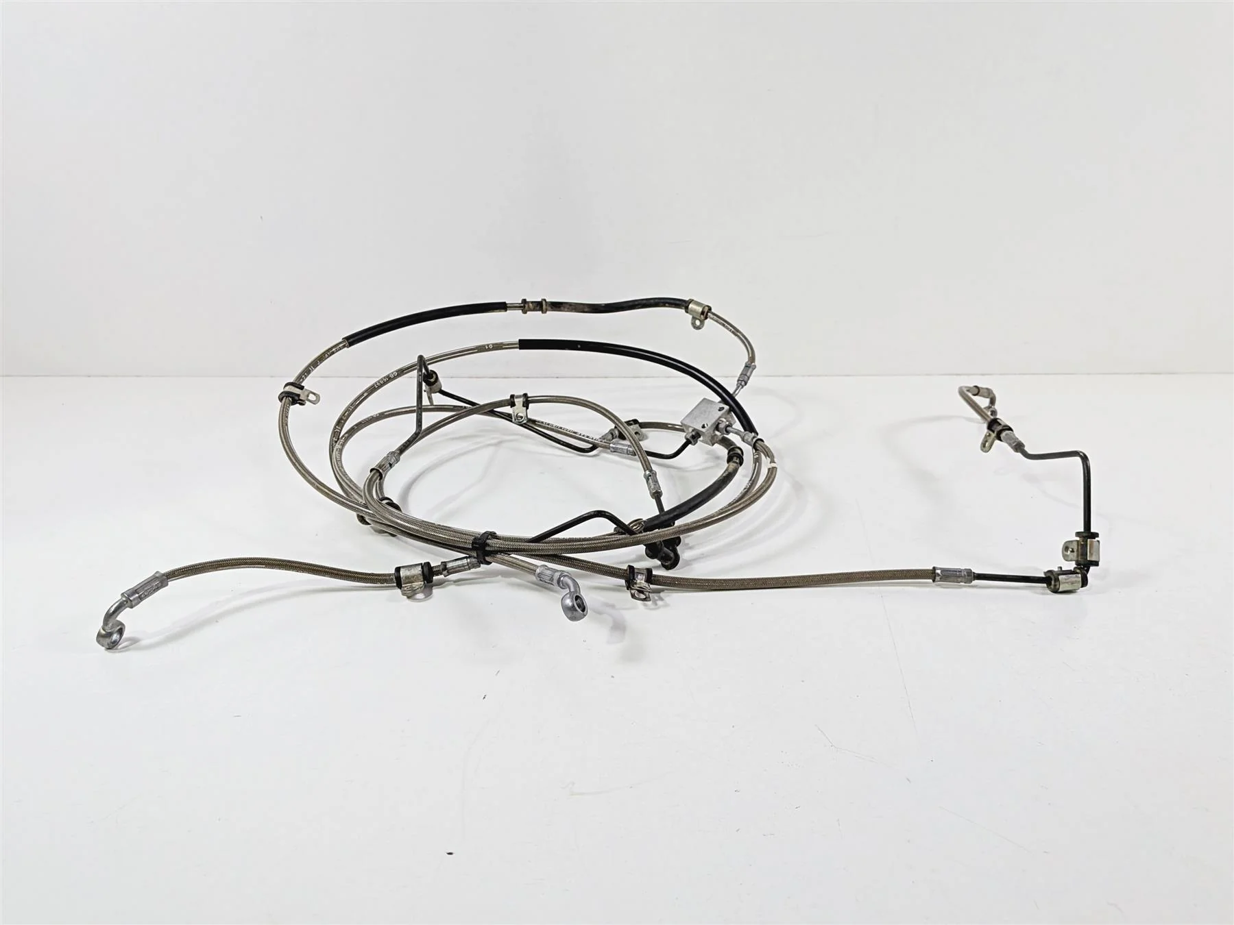 2022 Polaris RZR Turbo R Ultimate Flexible Rear Brake Line Set 1913980 1913981 - Image 2