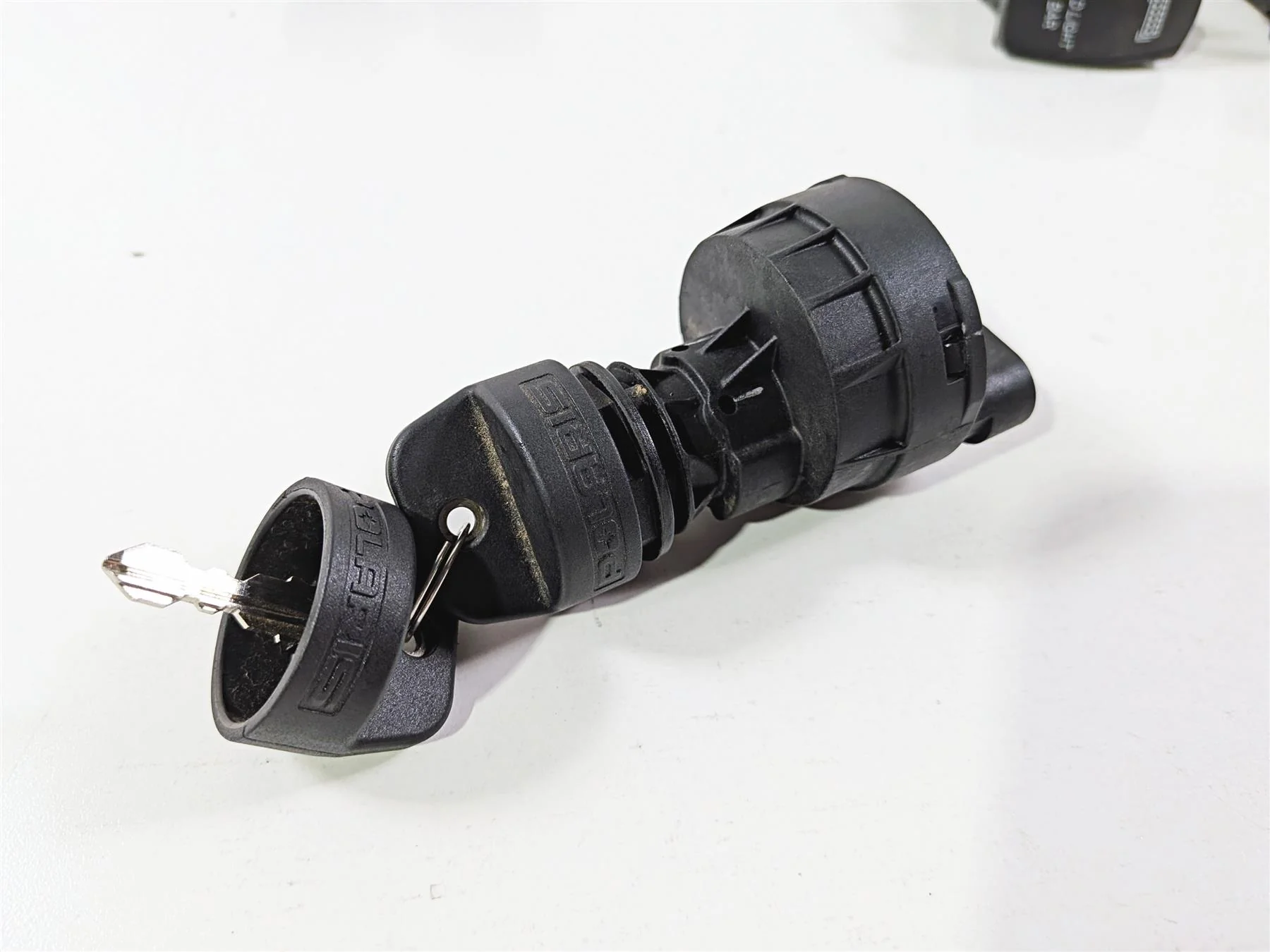 2022 Polaris RZR Turbo R Ultimate Ignition & All Other Switch Set 4016135 - Image 7