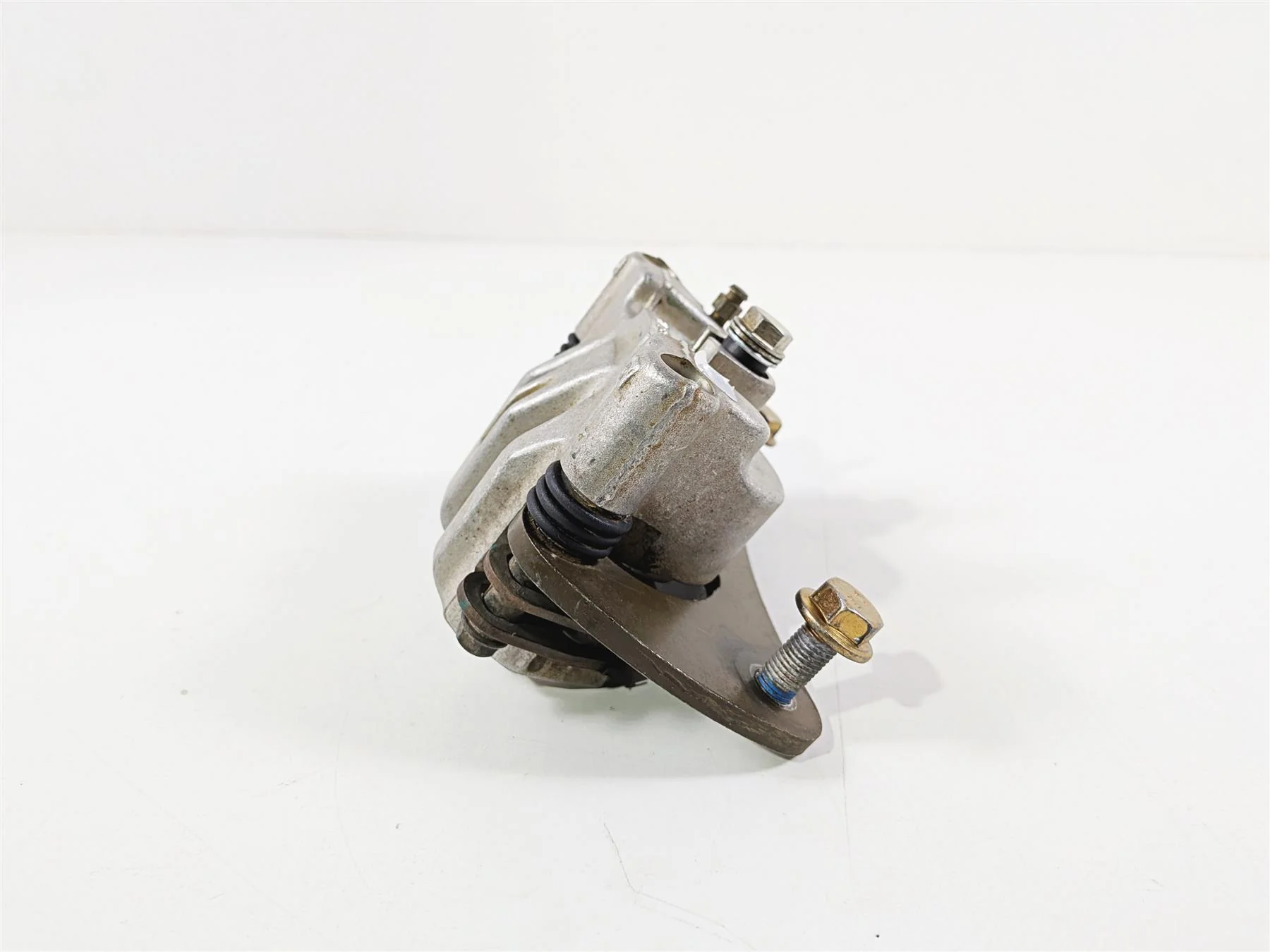 2022 Polaris RZR Turbo R Ultimate Left Rear Brake Caliper & Bracket 1913700 - Image 5