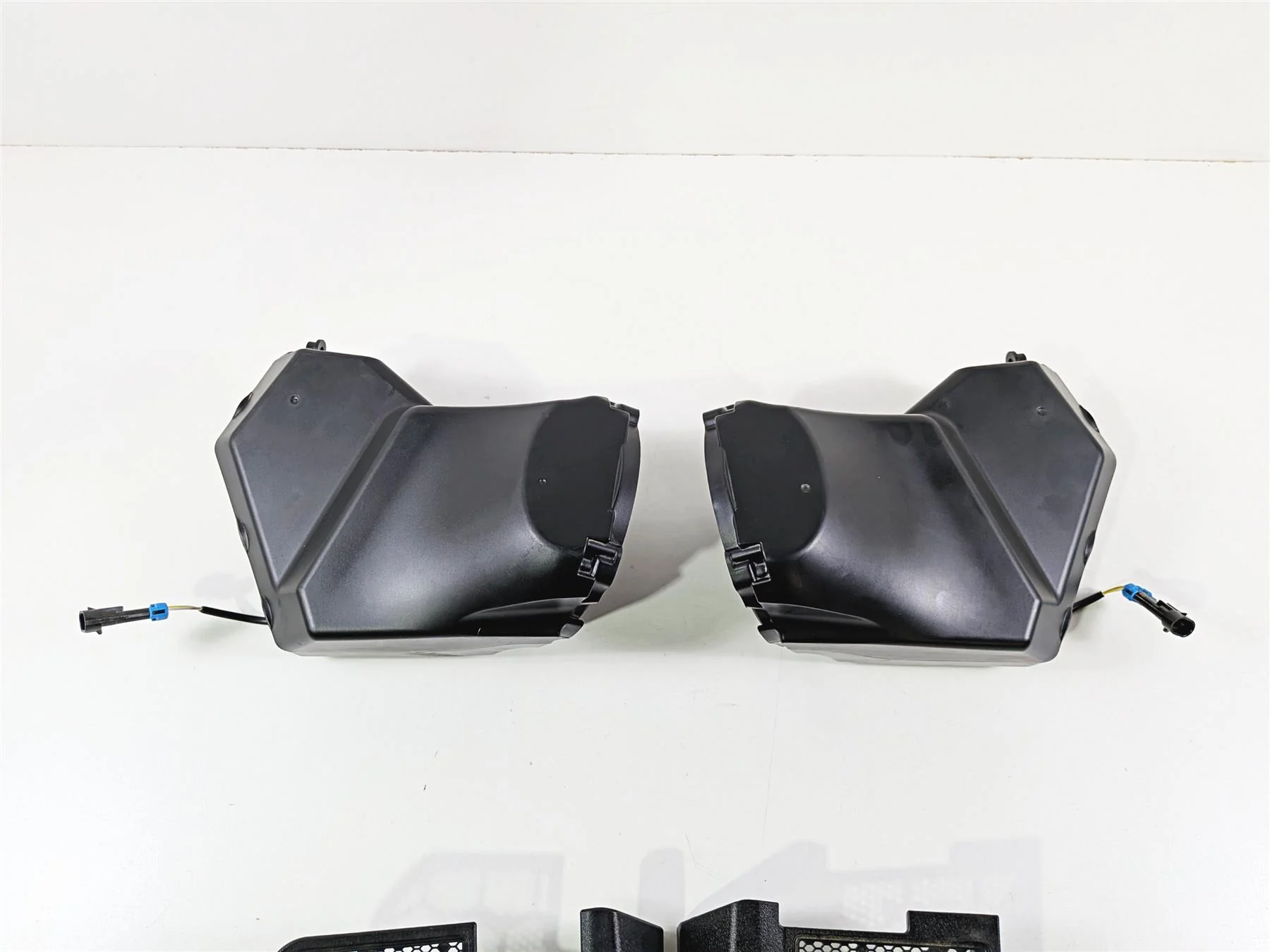 2022 Polaris RZR Turbo R Ultimate Rockford Front Speaker & Housing Set 2415143 - Image 9