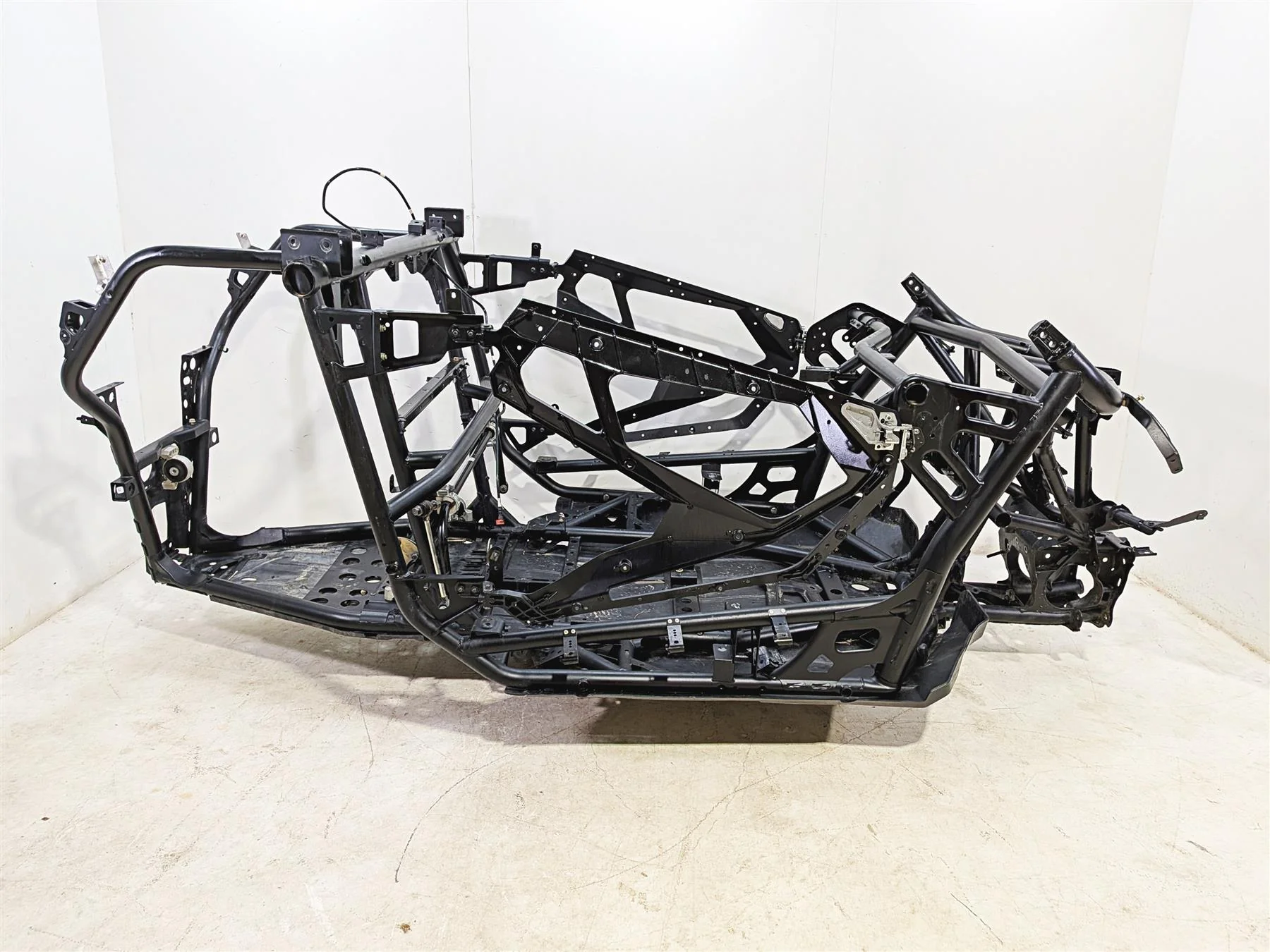 2022 Polaris RZR Turbo R Ultimate Straight Main Frame Chassis with Clean Ohio Title 1026099 - Image 7