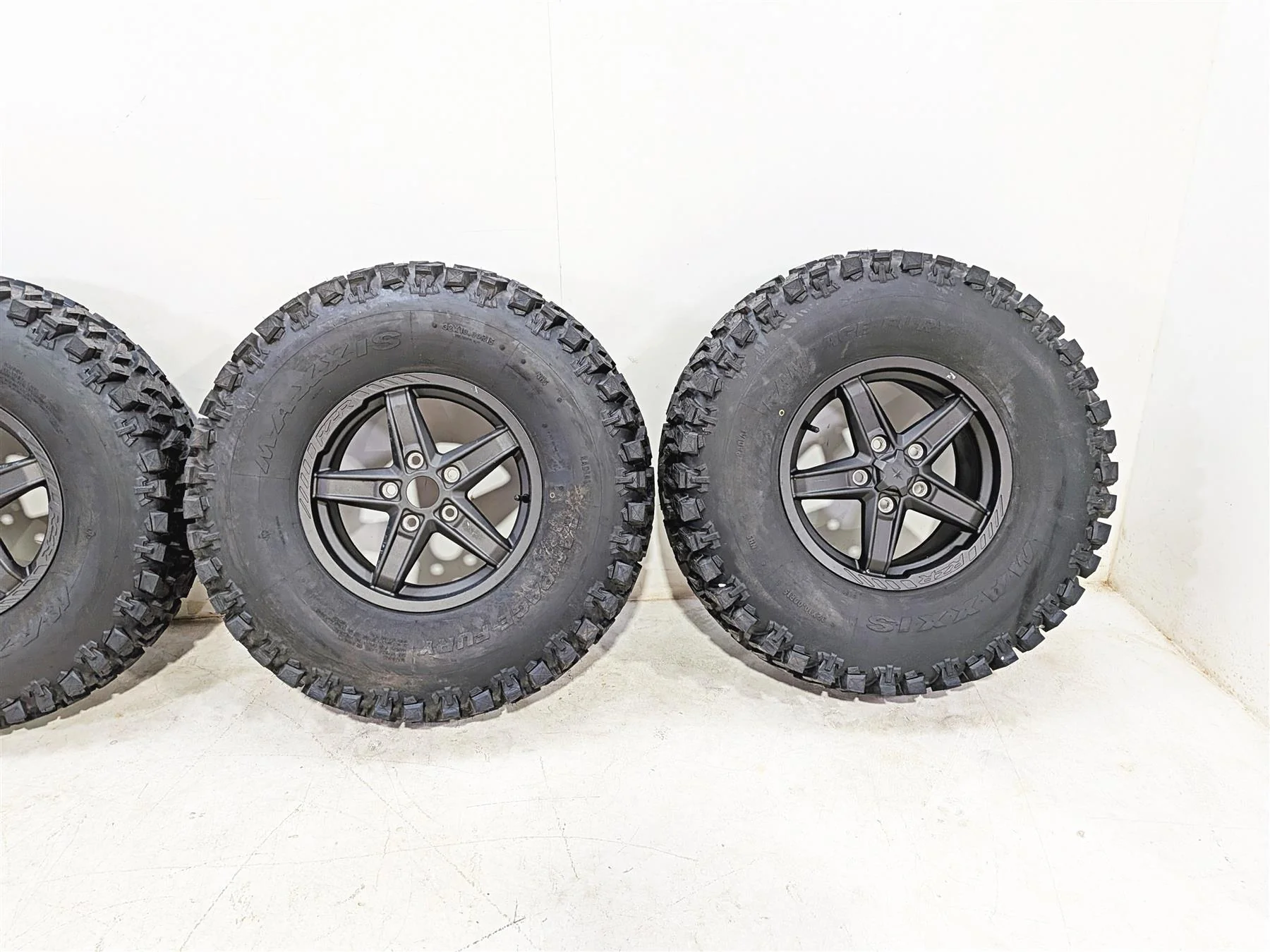2022 Polaris RZR Turbo R Ultimate Wheel Tire Set Maxxis Rampage Fury 32x10R15 1525087 15x7 - Image 4