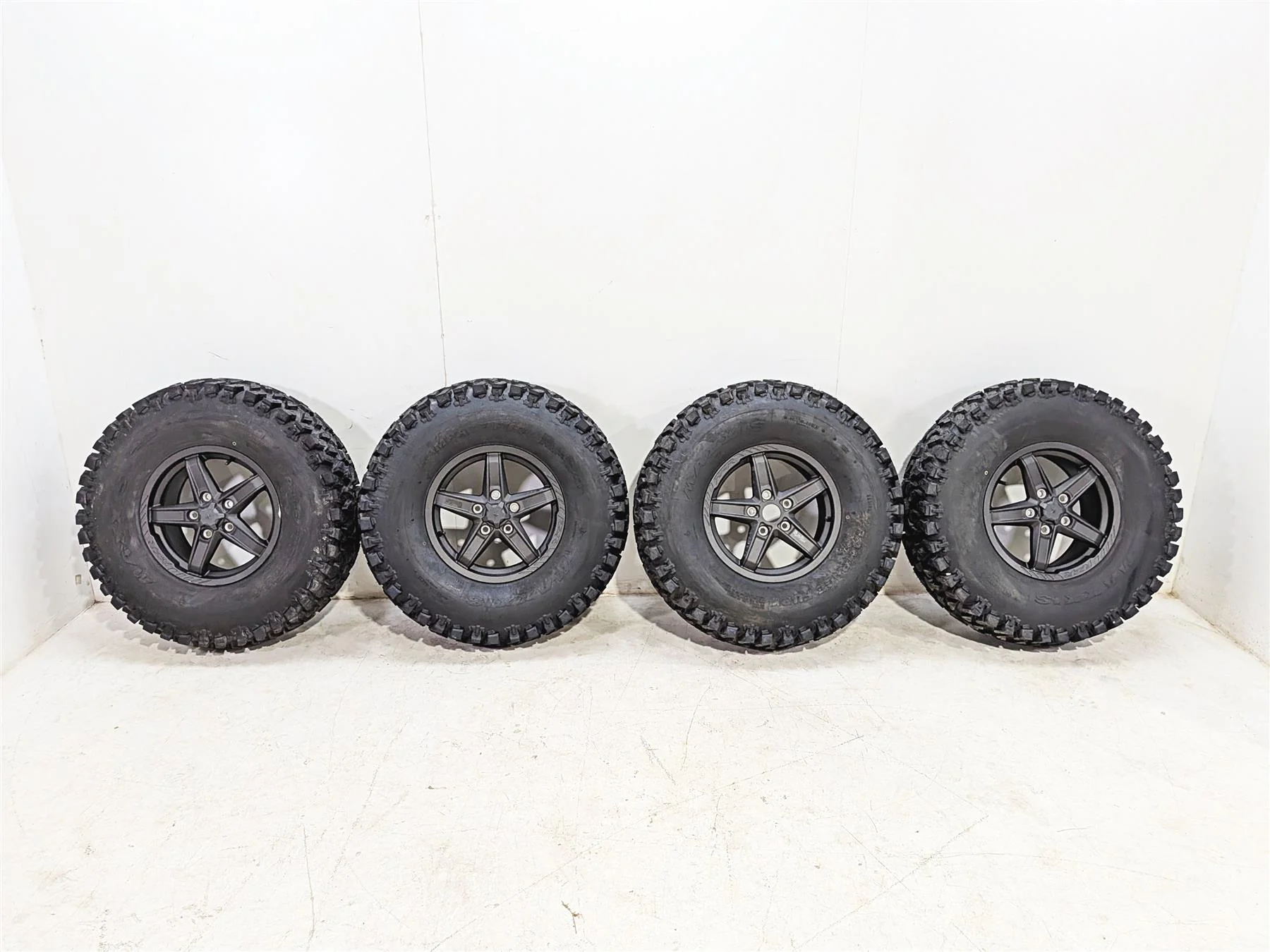 2022 Polaris RZR Turbo R Ultimate Wheel Tire Set Maxxis Rampage Fury 32x10R15 1525087 15x7 - Image 9