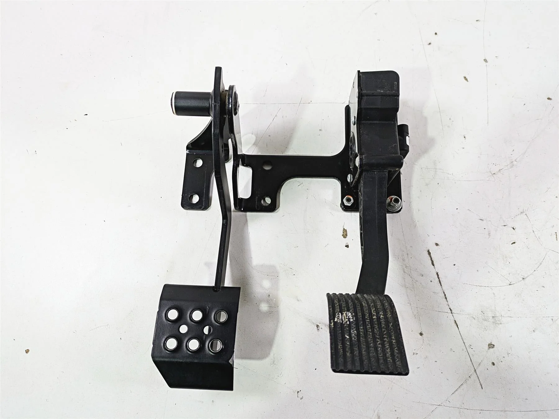 2022 Polaris RZR XP 4 1000 Premium Brake & Accelerate Pedal Set 1027413 1021765 - Image 5