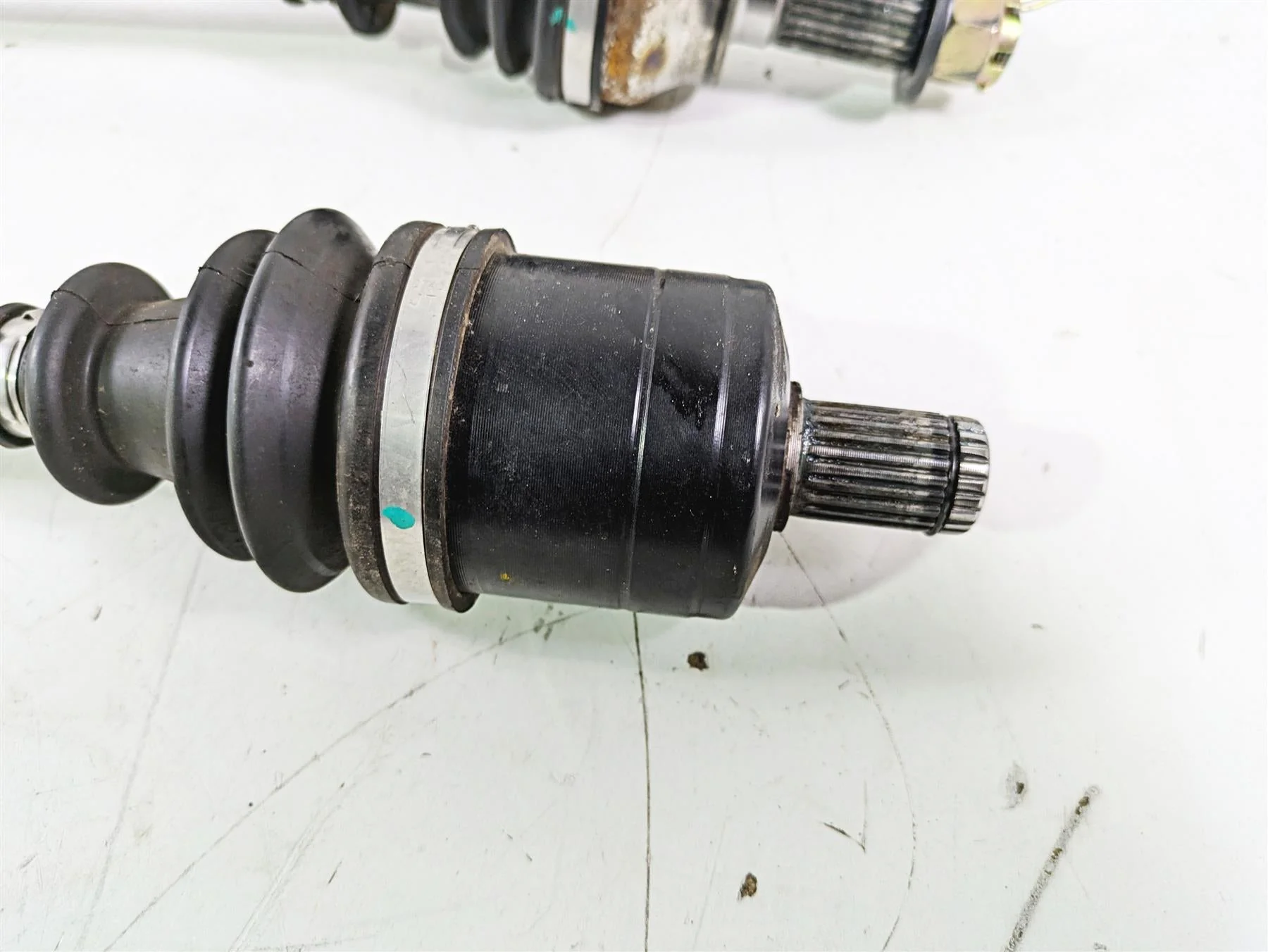 2022 Polaris RZR XP 4 1000 Premium Front Cv Drive Axle Shaft Set Read 1334491 - Image 3