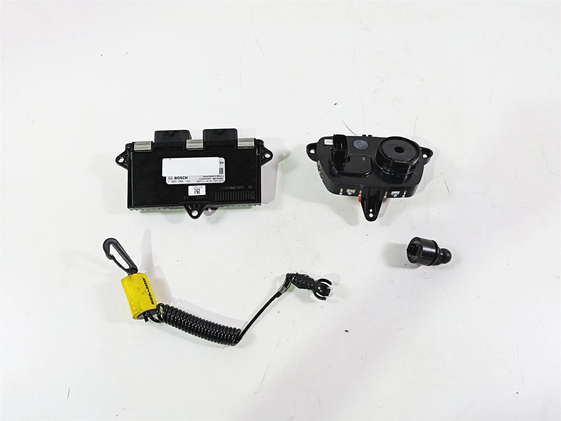 2022 SeaDoo Spark 900 Trixx Speedometer Ecm Dess Key 106h 278003864 420464392 - Image 7