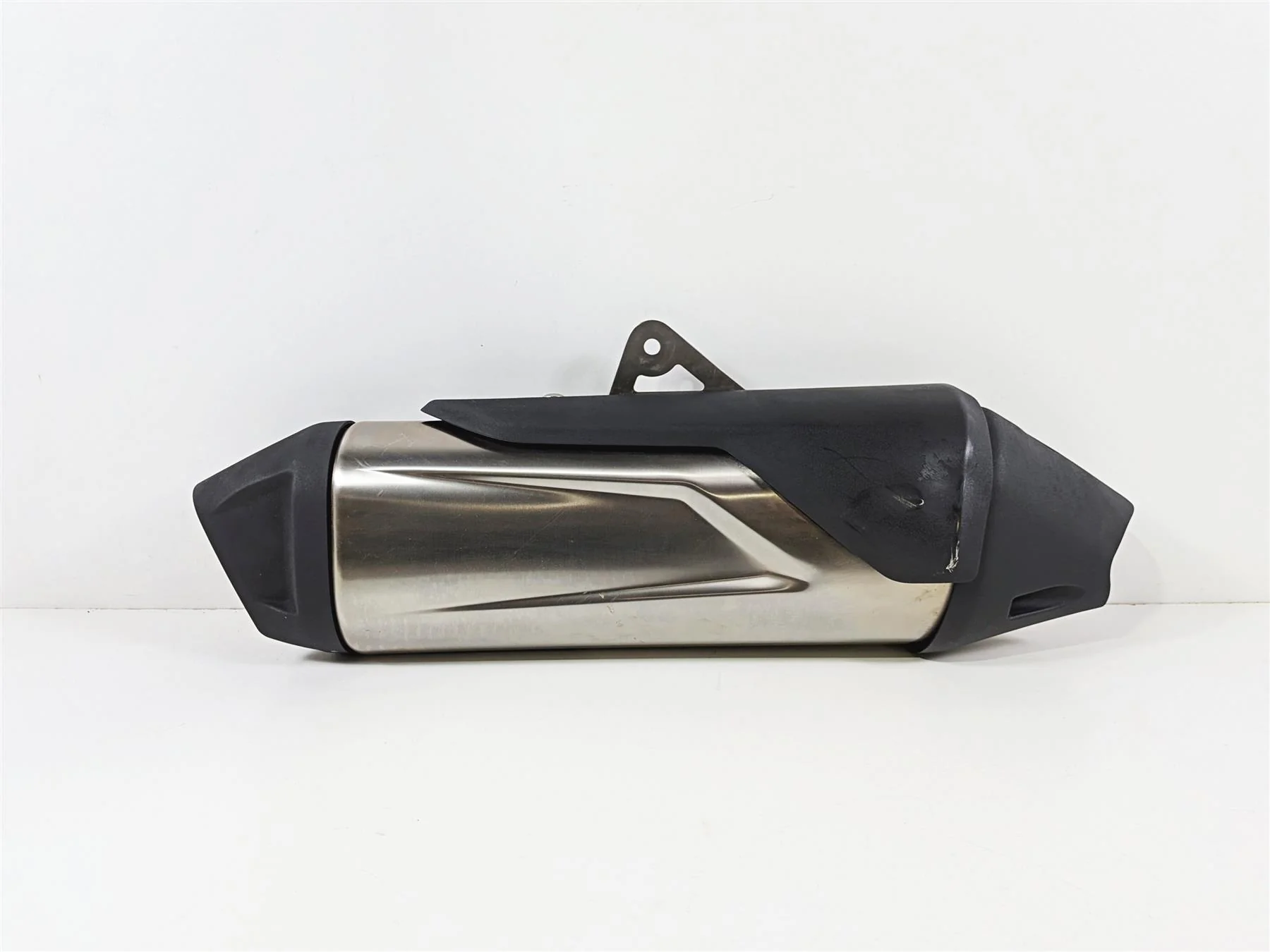 2022 Triumph Tiger 900 GT Pro Exhaust Pipe Muffler Silencer T2203699 - Image 3
