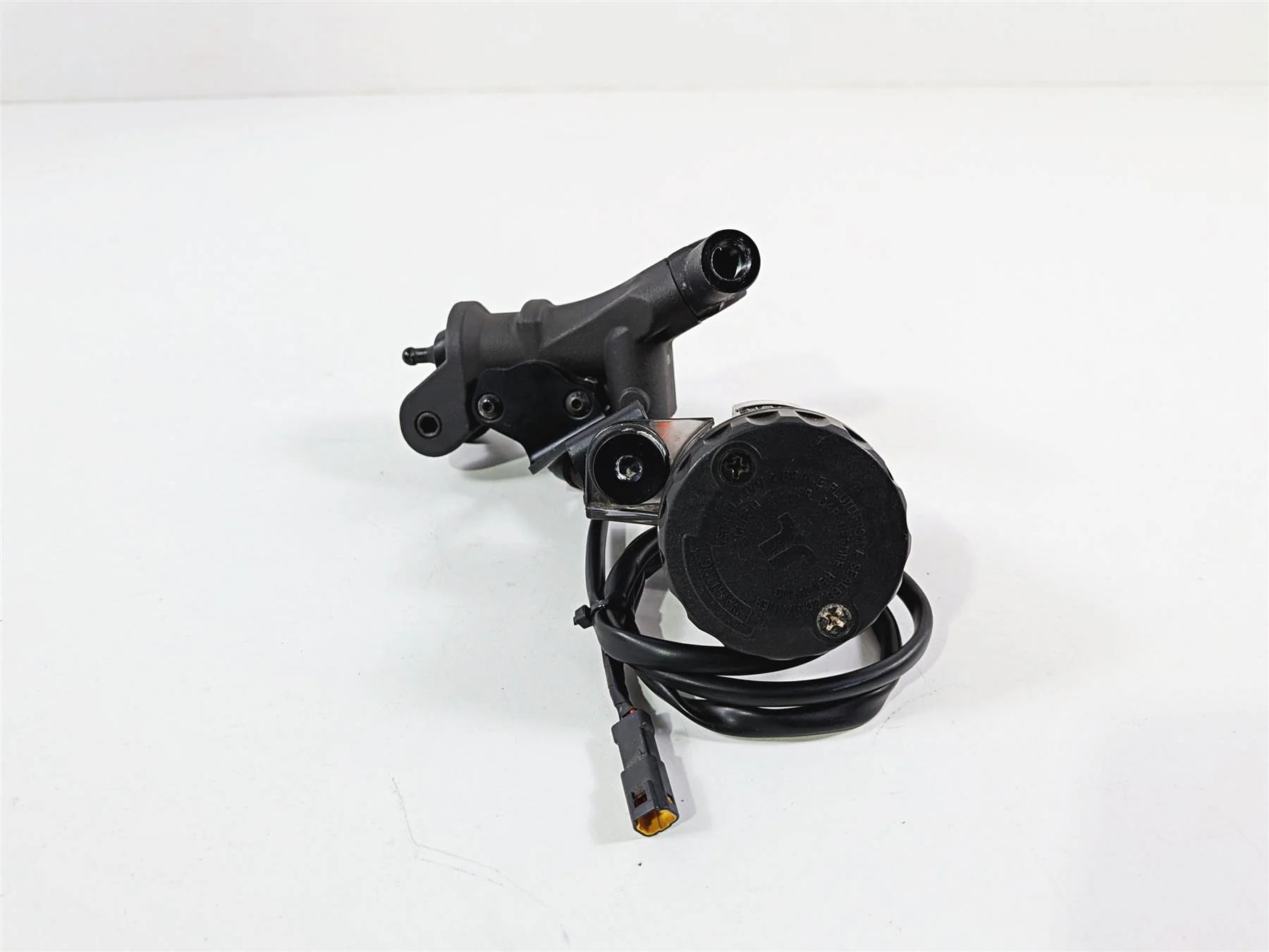 2022 Triumph Tiger 900 GT Pro Front Radial Brake Master Cylinder T2022194 - Image 6