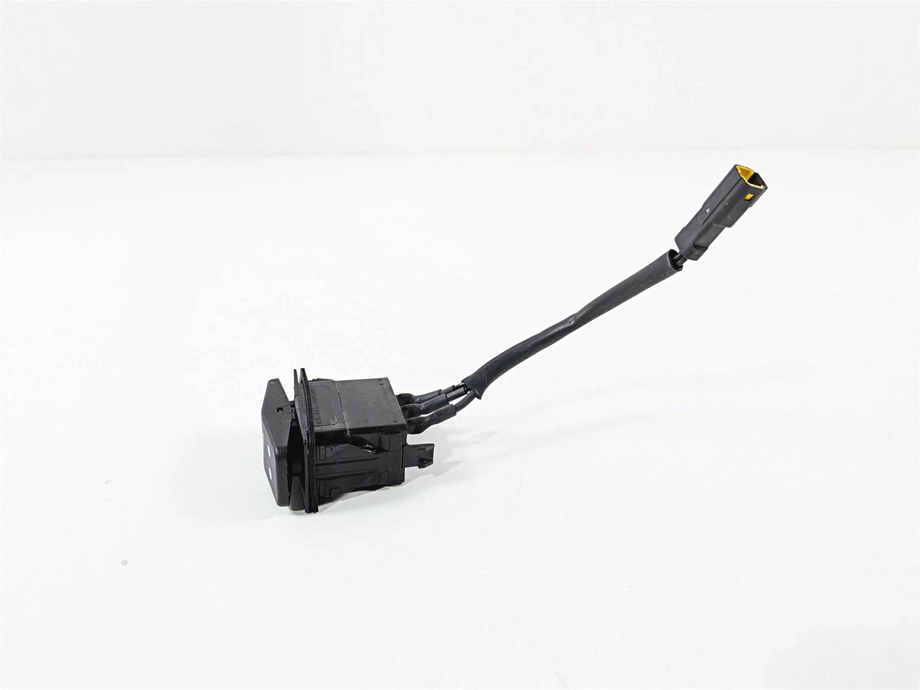 2022 Triumph Tiger 900 GT Pro Heated Seat Switch Knob Button - Image 4
