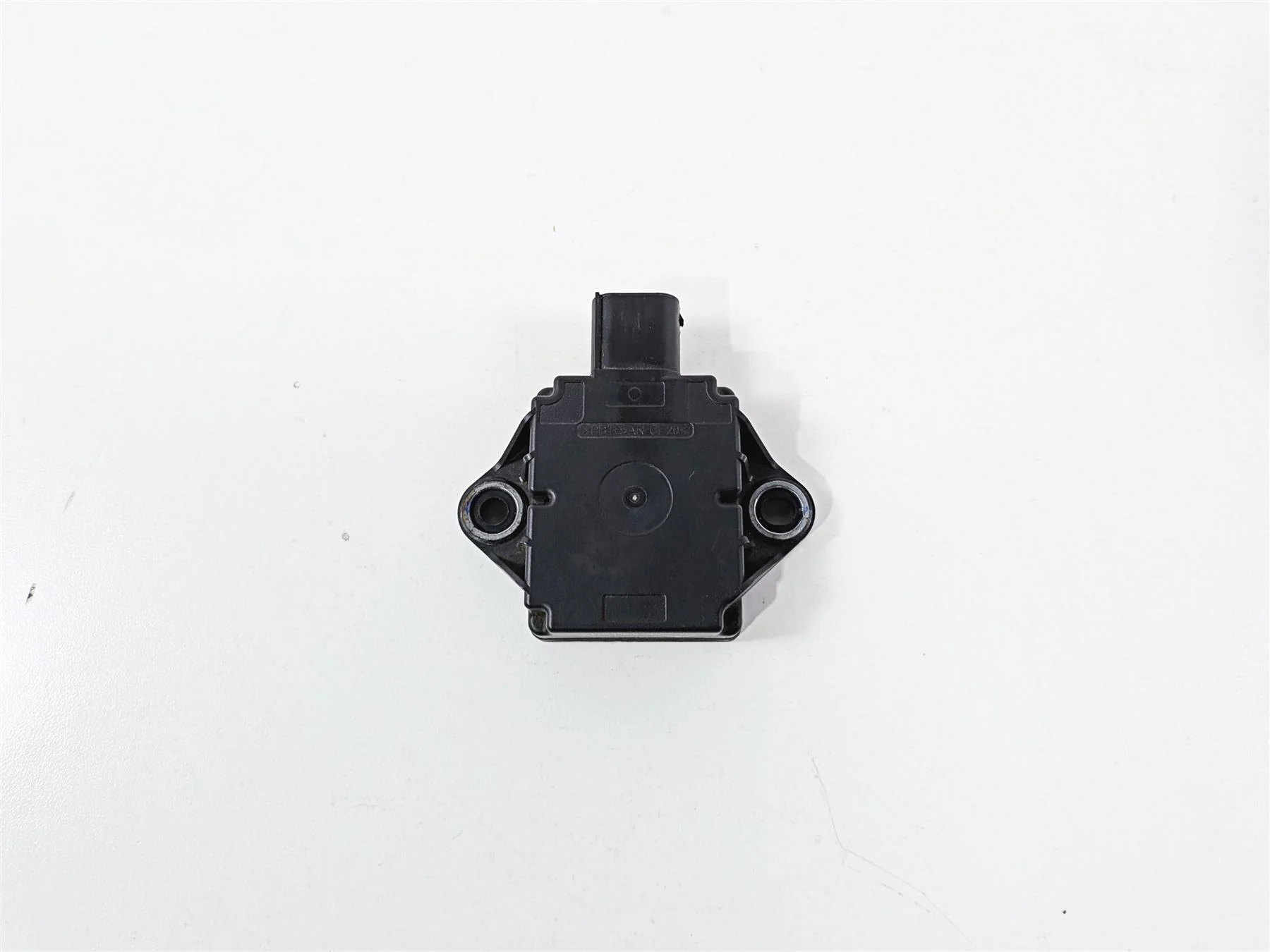 2022 Triumph Tiger 900 GT Pro Lean Angle Fall Sensor T2508035 - Image 3