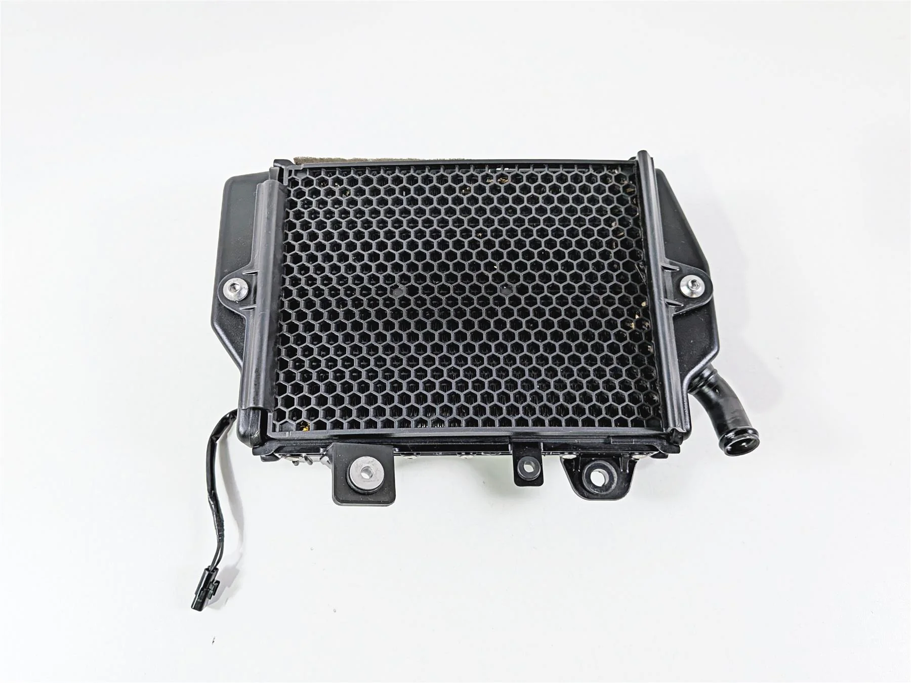 2022 Triumph Tiger 900 GT Pro Left Coolant Radiator And Fan T2104610 - Image 8