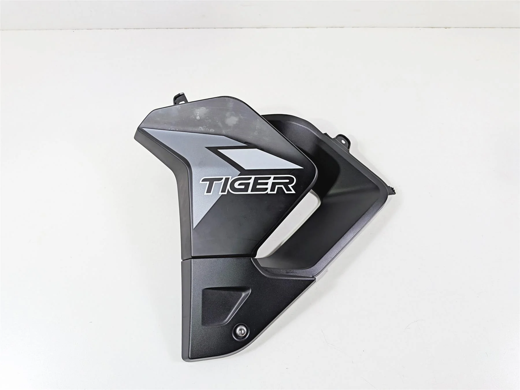 2022 Triumph Tiger 900 GT Pro Left Main Tank Fairing Cover Set T2311821 - Image 2
