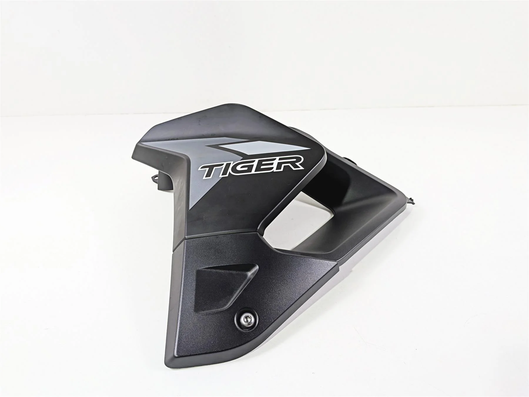 2022 Triumph Tiger 900 GT Pro Left Main Tank Fairing Cover Set T2311821 - Image 3