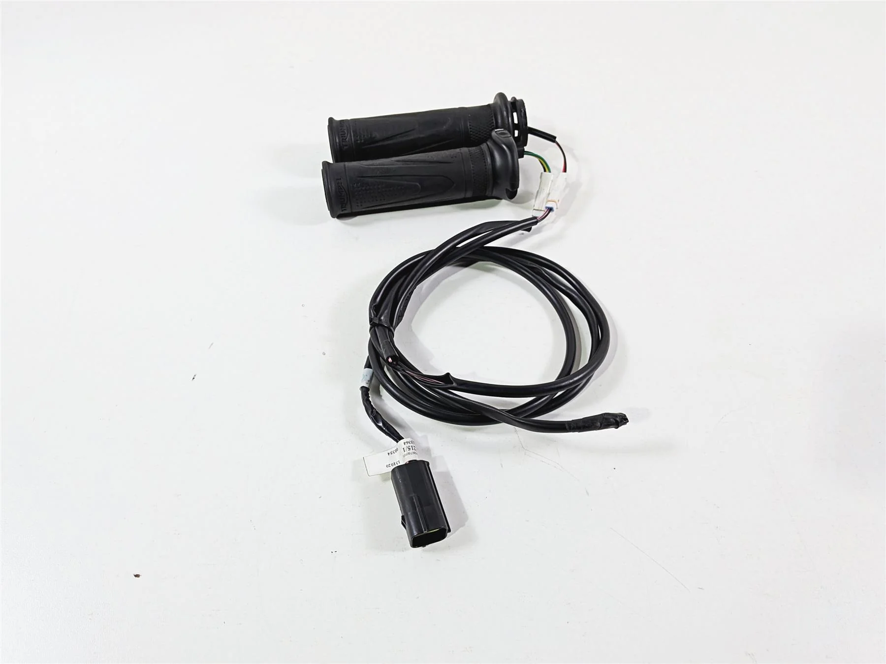 2022 Triumph Tiger 900 GT Pro Left Right Heated Hand Grip Heater Set T2042078 - Image 2