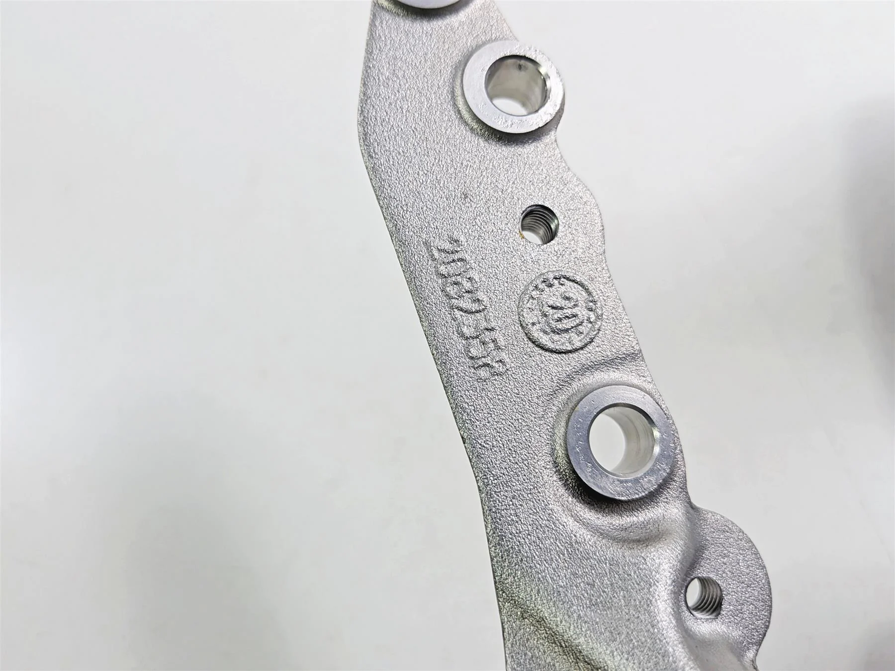 2022 Triumph Tiger 900 GT Pro Right Front Foot Peg Mount T2082358 - Image 13