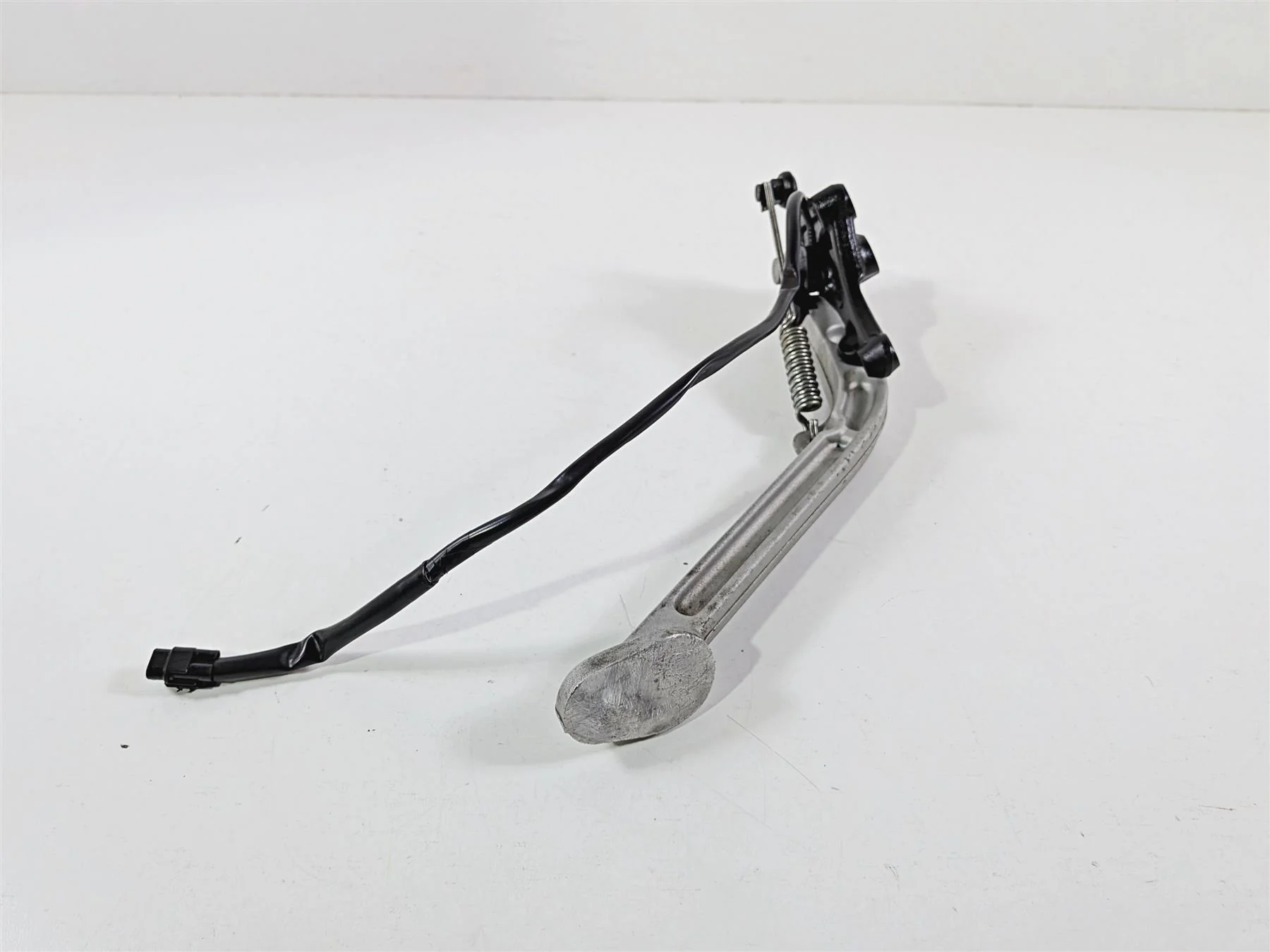 2022 Triumph Tiger 900 GT Pro Side Kickstand & Mount & Switch T2085017 - Image 5