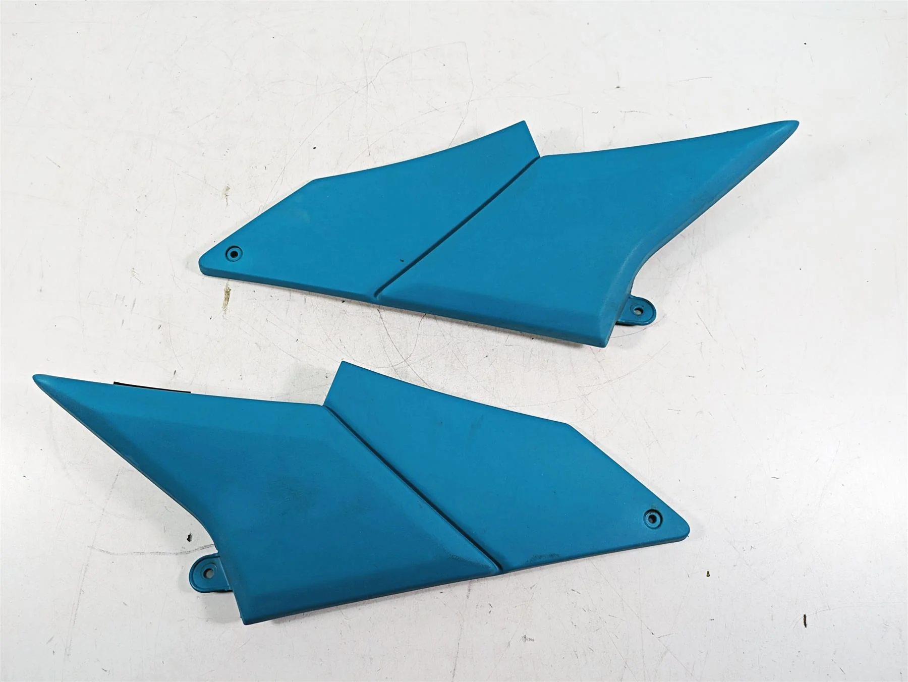 2022 Yamaha Waverunner EX Sp EX1050BX Lower Leg Cover Fairing Set F3Y-U353B-00 - Image 5