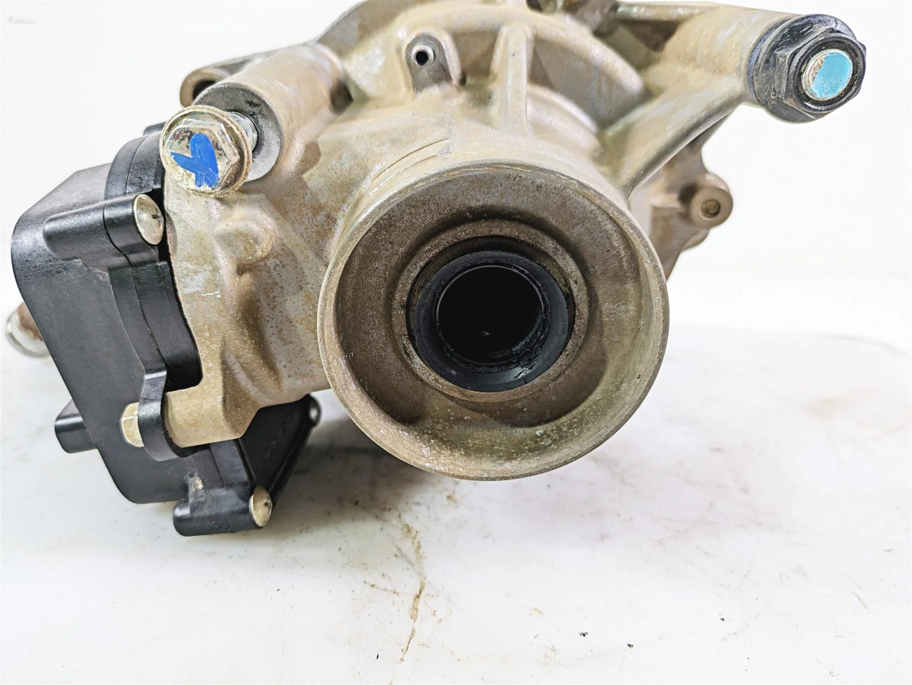 2022 Yamaha YXZ1000 R Front Differential Gear Box Diff 531miles 2HC-46160-11-00 - Image 7