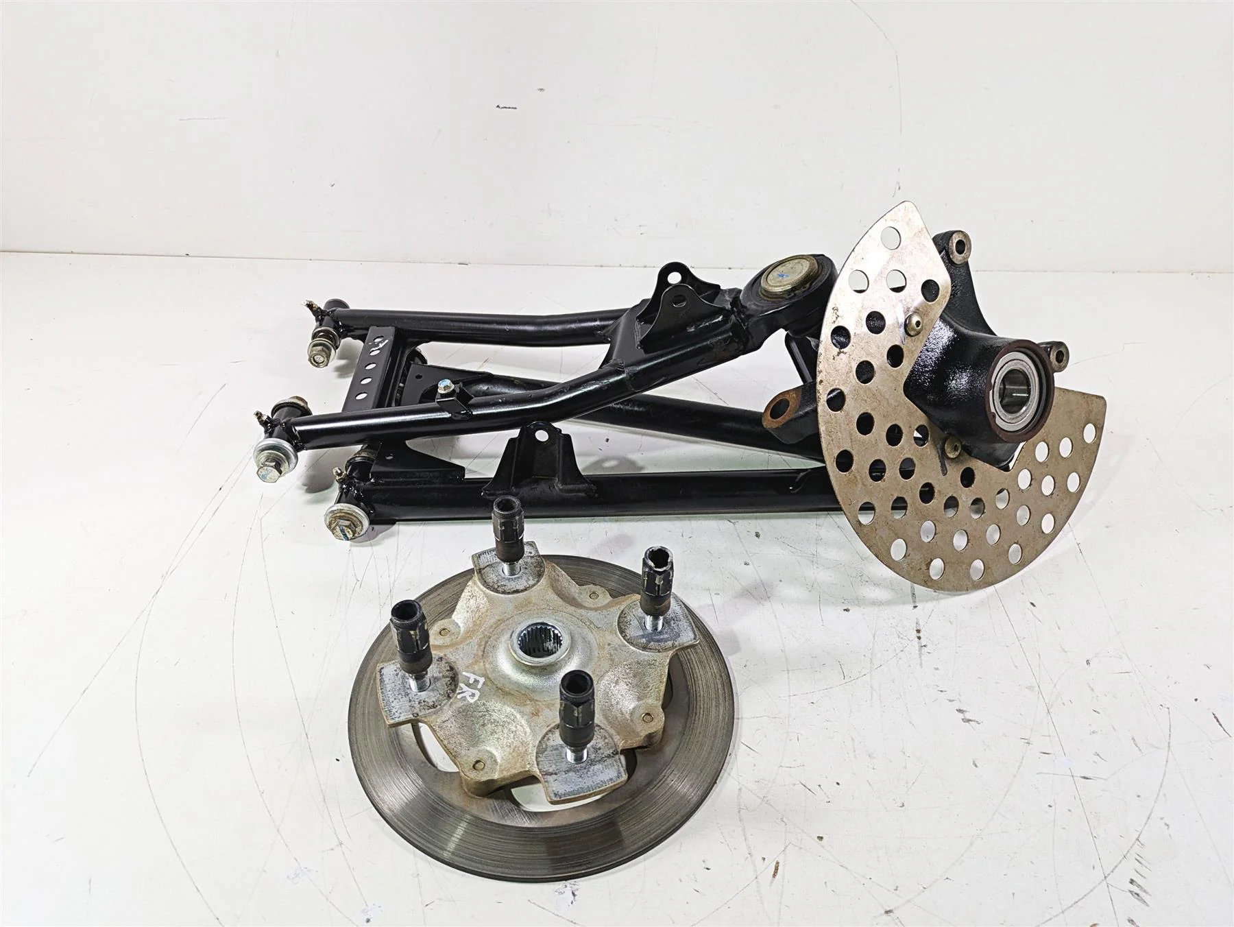 2022 Yamaha YXZ1000 R Front Right Knee Assembly 2HC-F3506-00-00 2HC-F3508-00-00