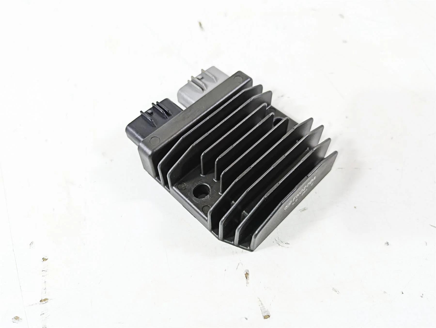2022 Yamaha YXZ1000 R Rectifier Voltage Regulator B5H-81960-00-00 FH027DA - Image 10