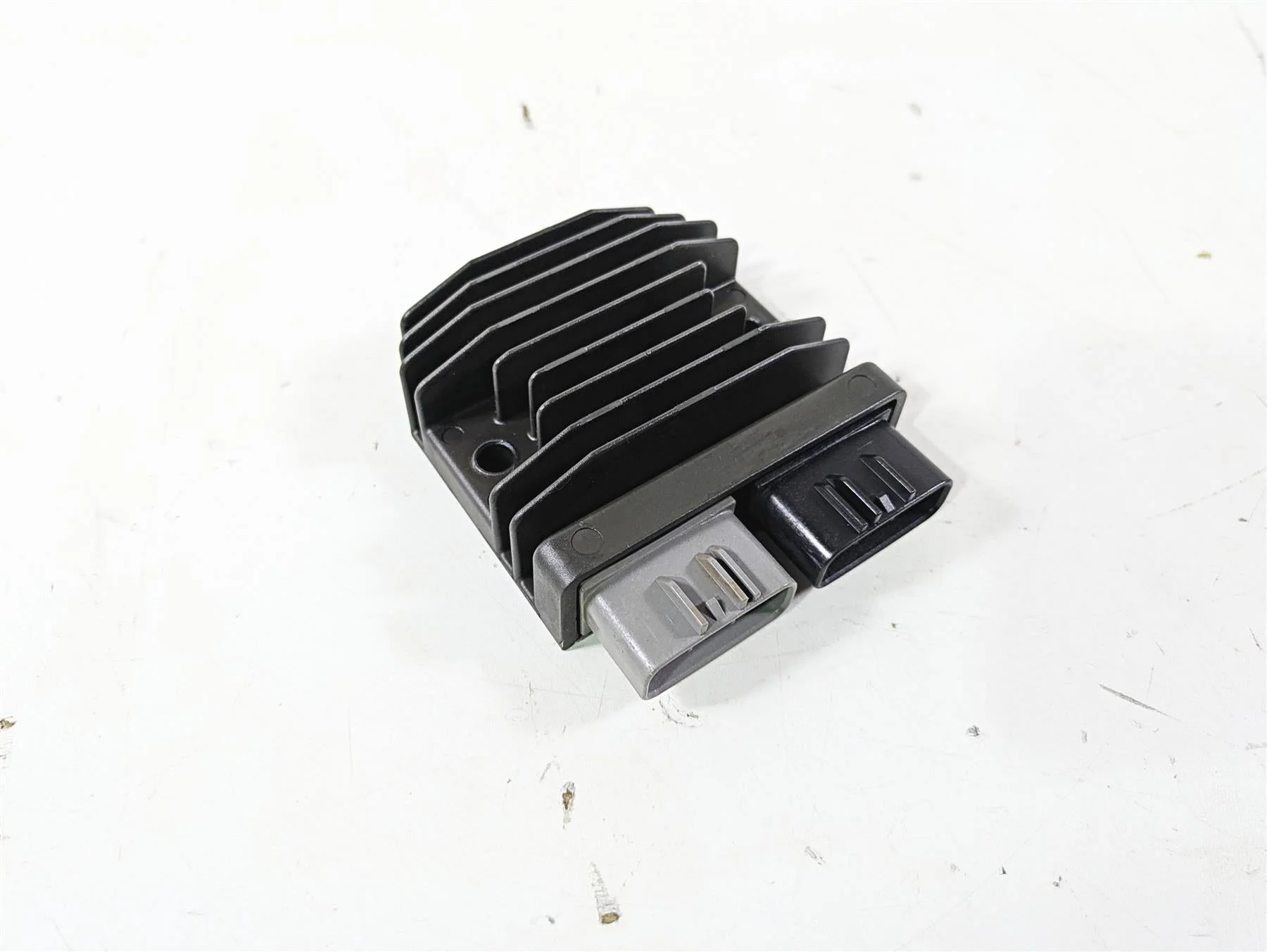 2022 Yamaha YXZ1000 R Rectifier Voltage Regulator B5H-81960-00-00 FH027DA - Image 12