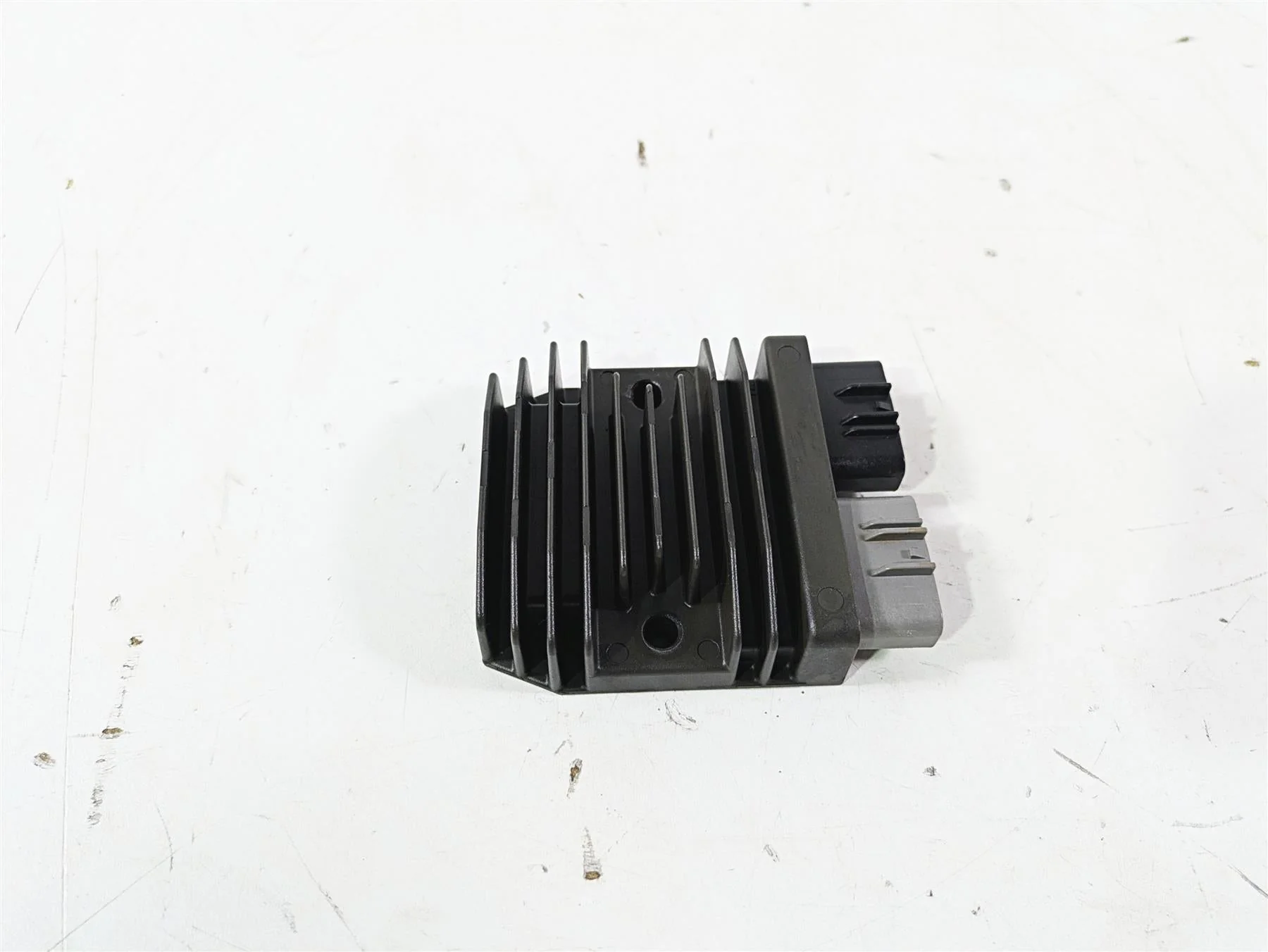 2022 Yamaha YXZ1000 R Rectifier Voltage Regulator B5H-81960-00-00 FH027DA - Image 5