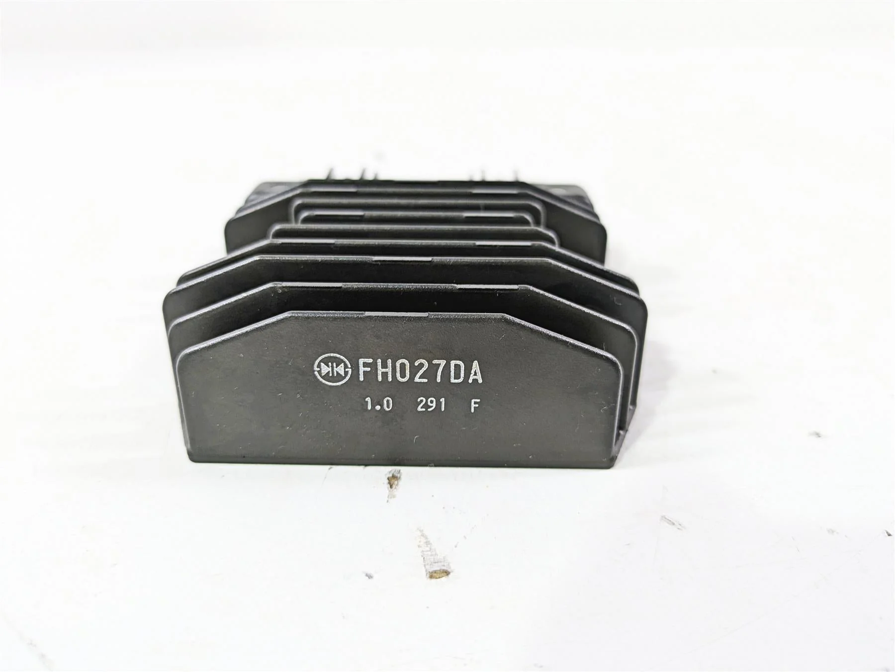 2022 Yamaha YXZ1000 R Rectifier Voltage Regulator B5H-81960-00-00 FH027DA - Image 9