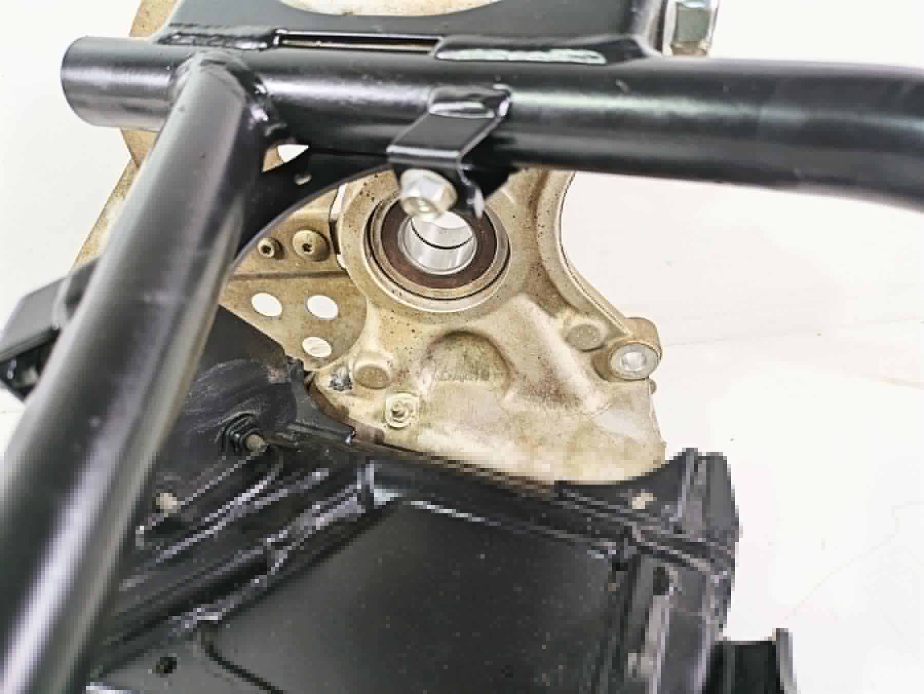 2022 Yamaha YXZ1000 R Right Rear Trailing Arm & Hub 2HC-F2107-50-00 2HC-F2107-51 - Image 8