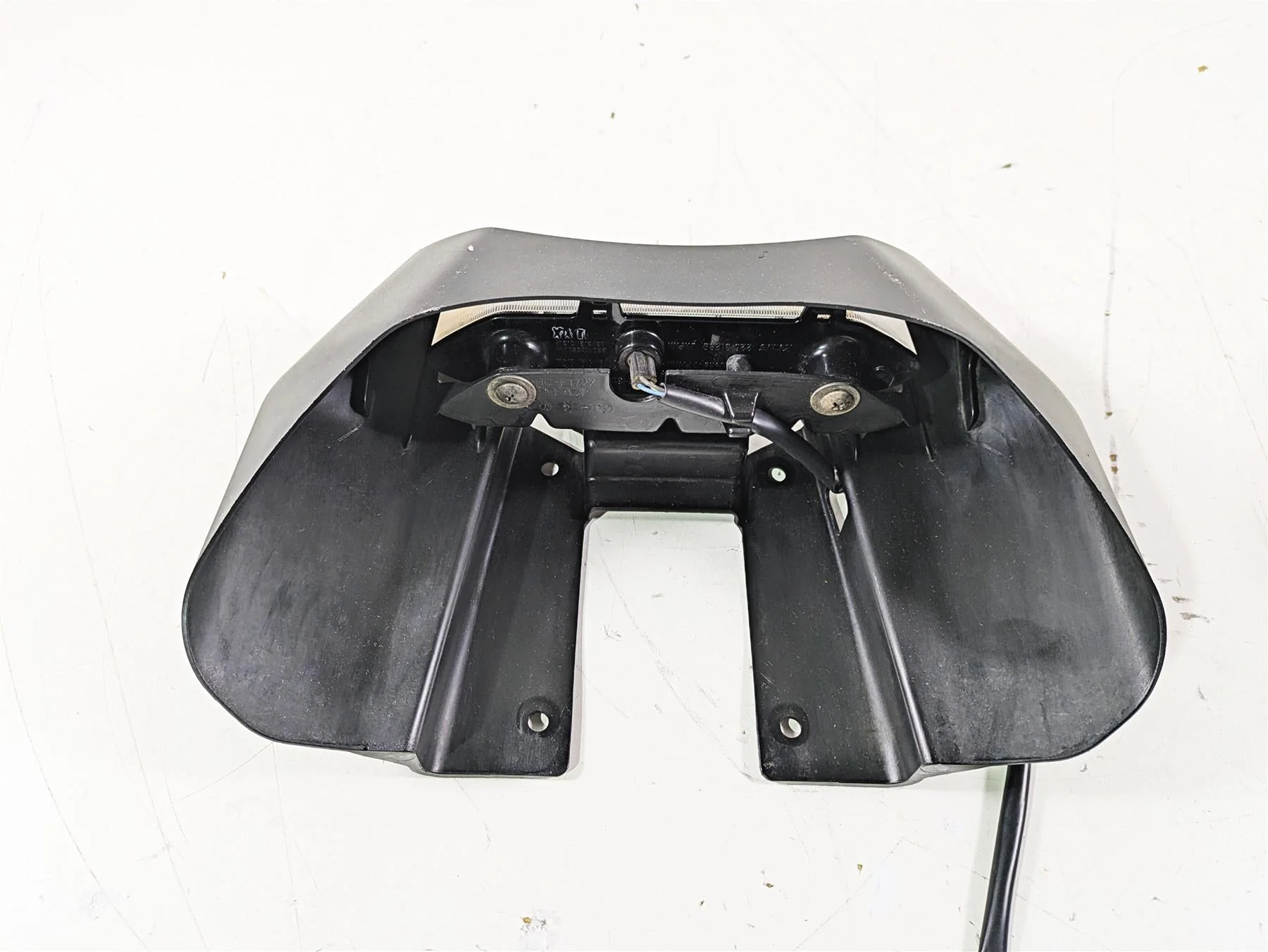 2022 Yamaha YXZ1000 R Taillight Tail Light & Cover BAS-84710-01-00 - Image 9
