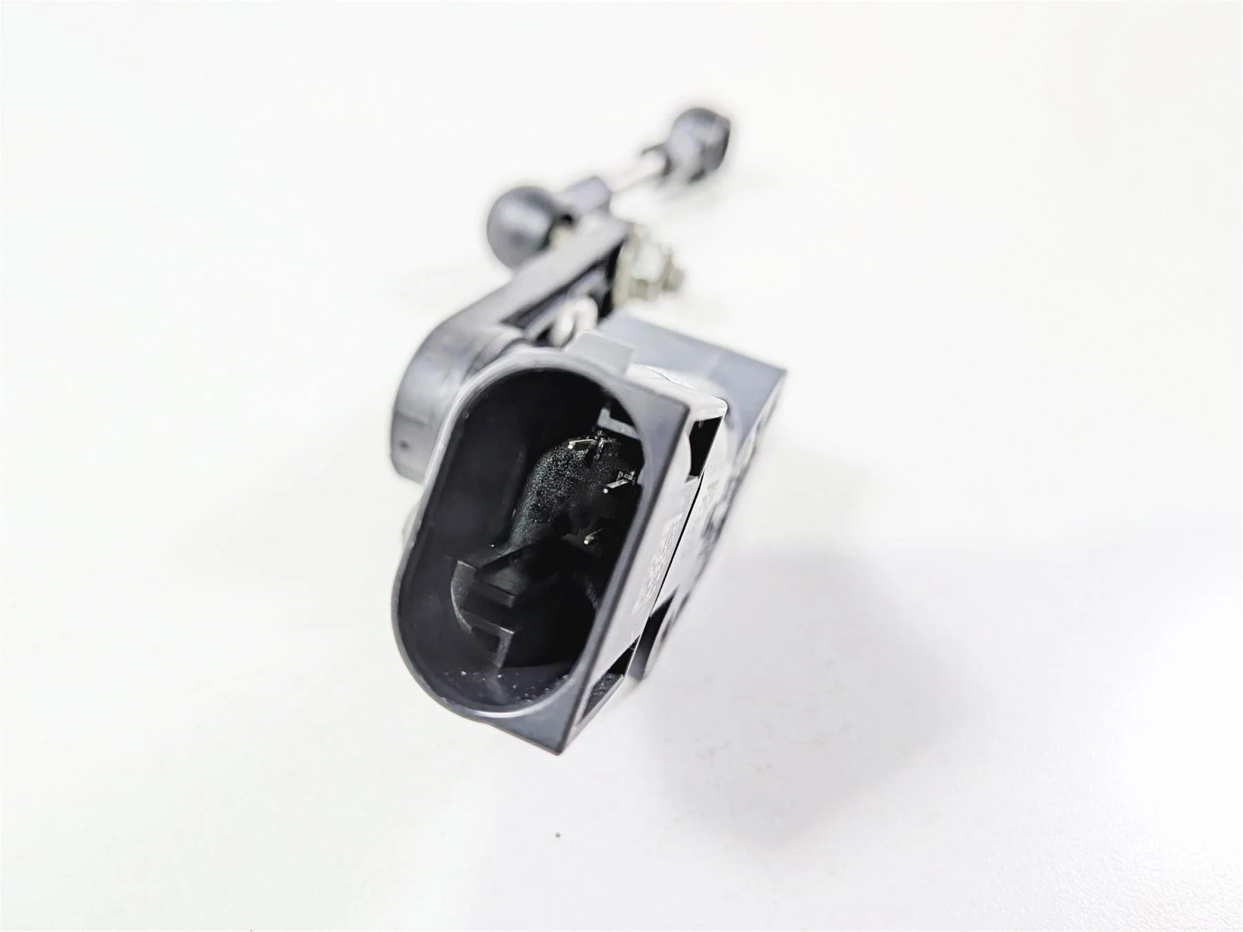 2023 BMW F850GS K81 Bike Leveling Sensor & Linkage Arm 37146870000 - Image 10