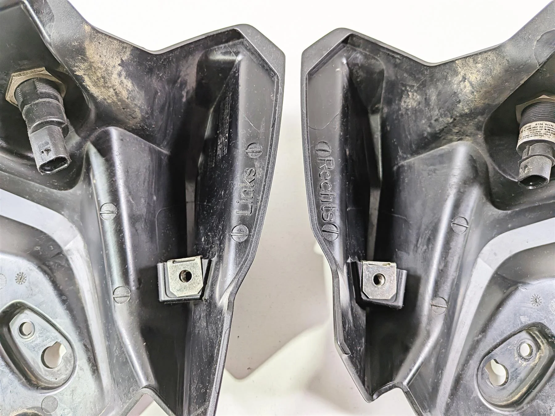 2023 BMW F850GS K81 Front Blinker Turn Signal Mount 46638564653 46638564654 - Image 11