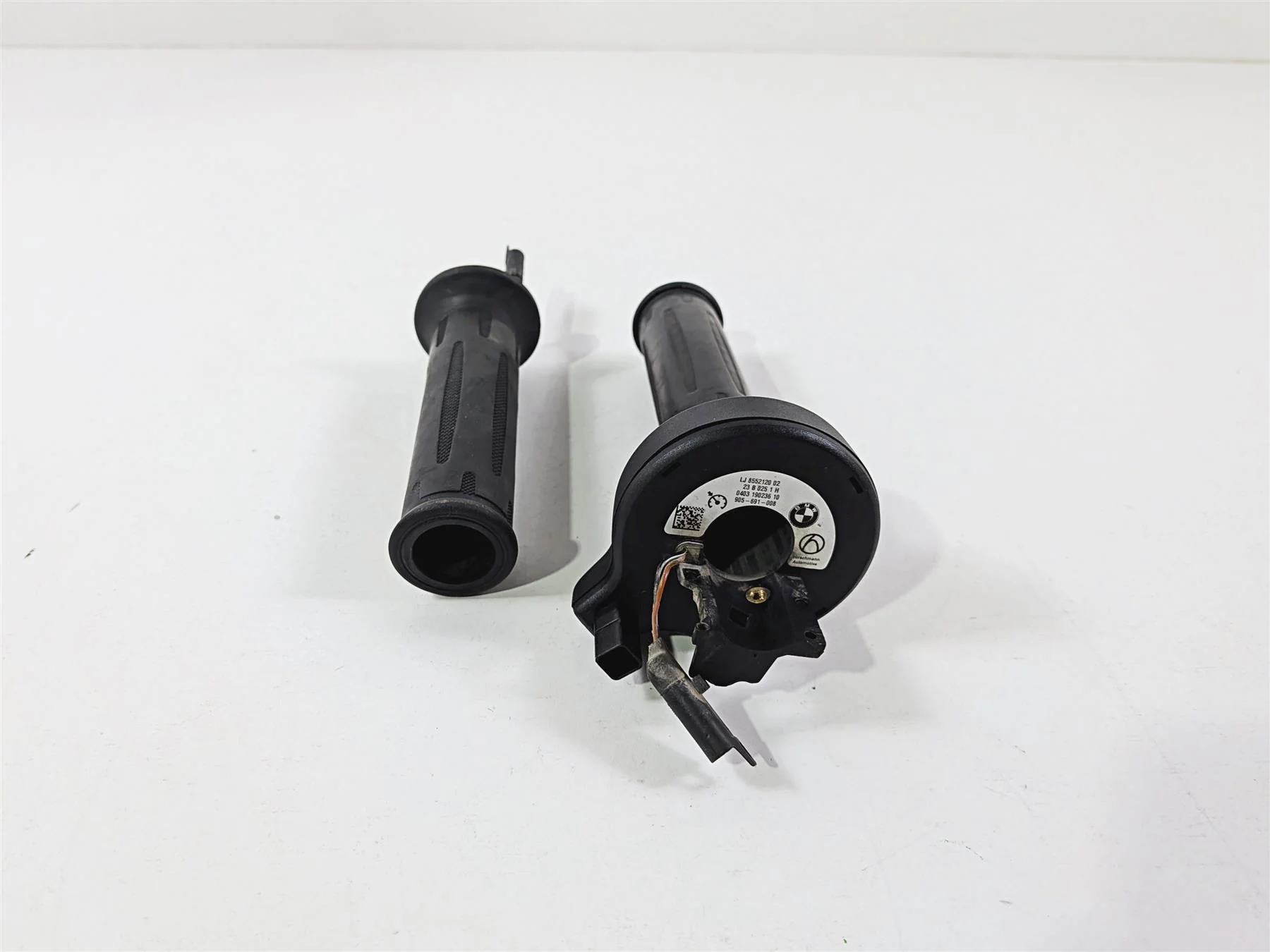 2023 BMW F850GS K81 Left Right Hand Heated Cruise Grip Set 61318552120 - Image 5