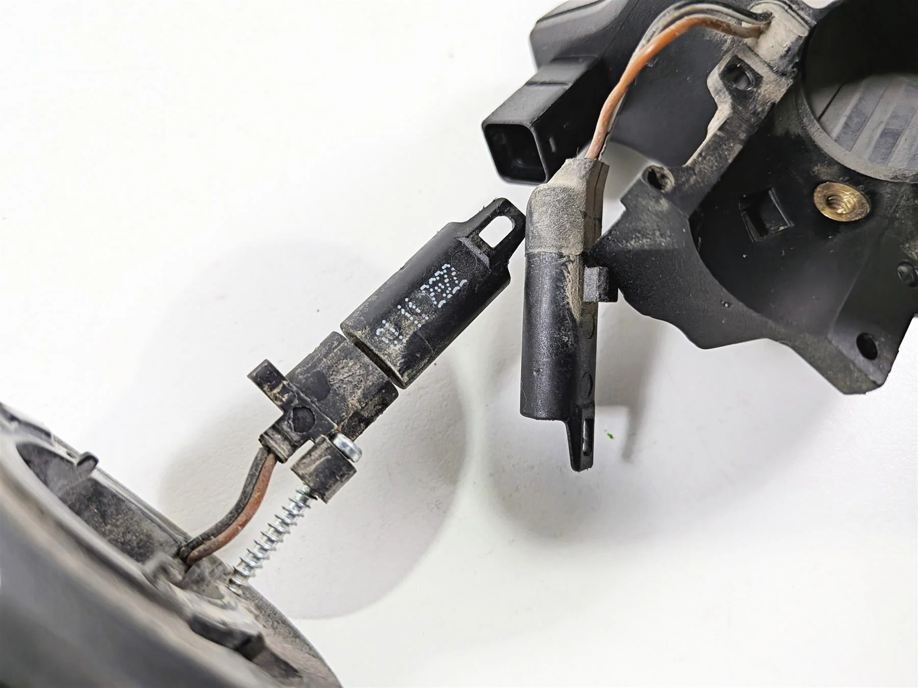2023 BMW F850GS K81 Left Right Hand Heated Cruise Grip Set 61318552120 - Image 9