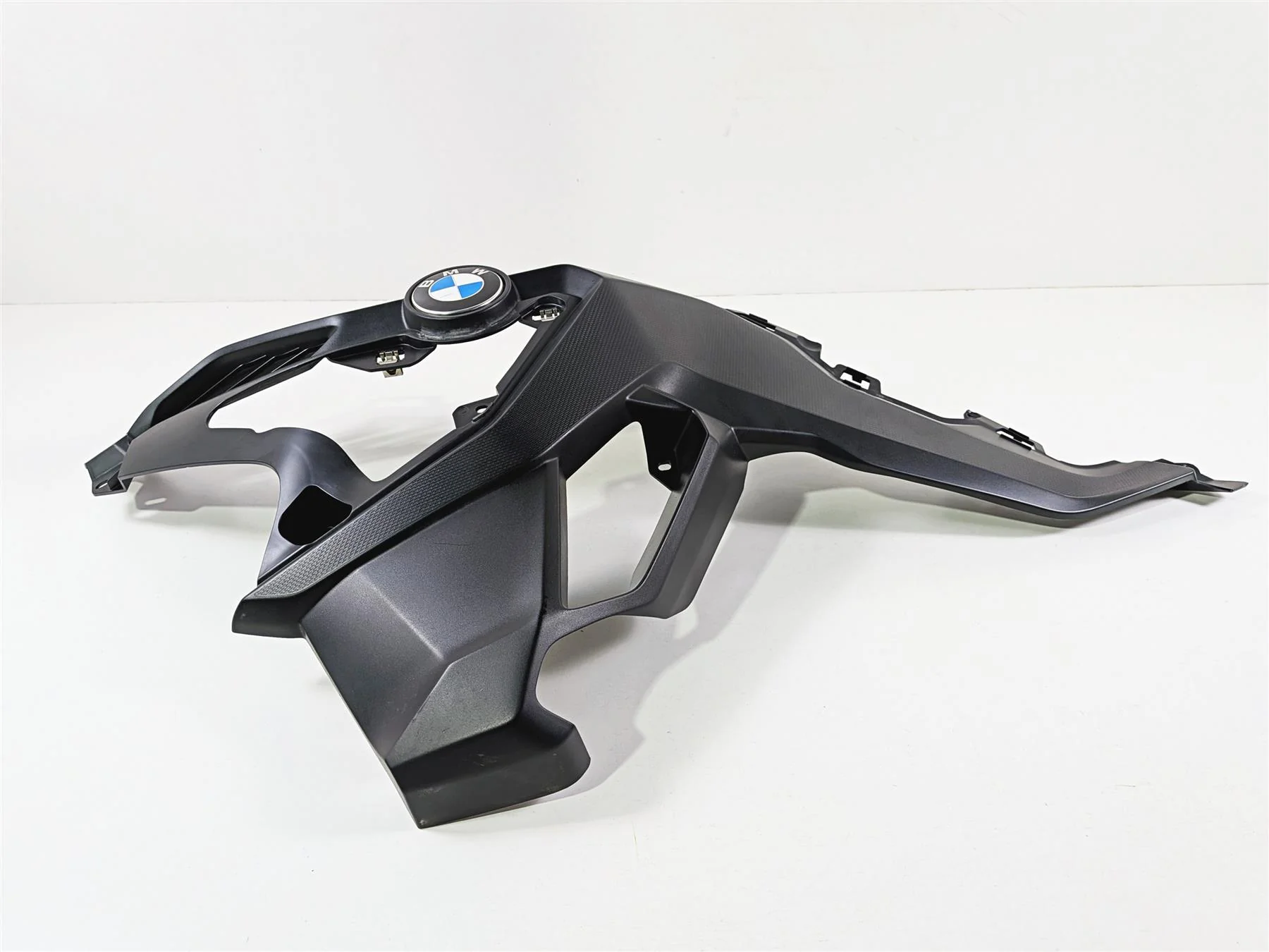 2023 BMW F850GS K81 Main Left Inner Side Fairing Cover Emblem 46638393885 - Image 3