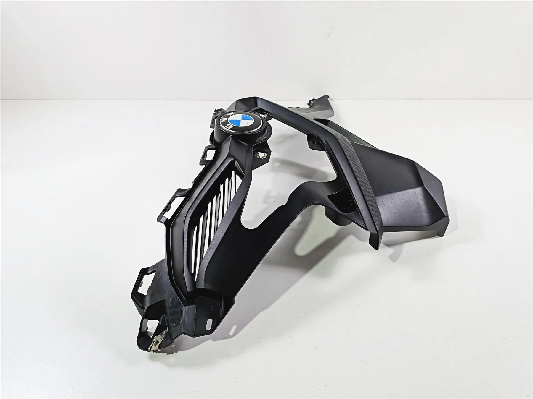 2023 BMW F850GS K81 Main Left Inner Side Fairing Cover Emblem 46638393885 - Image 4