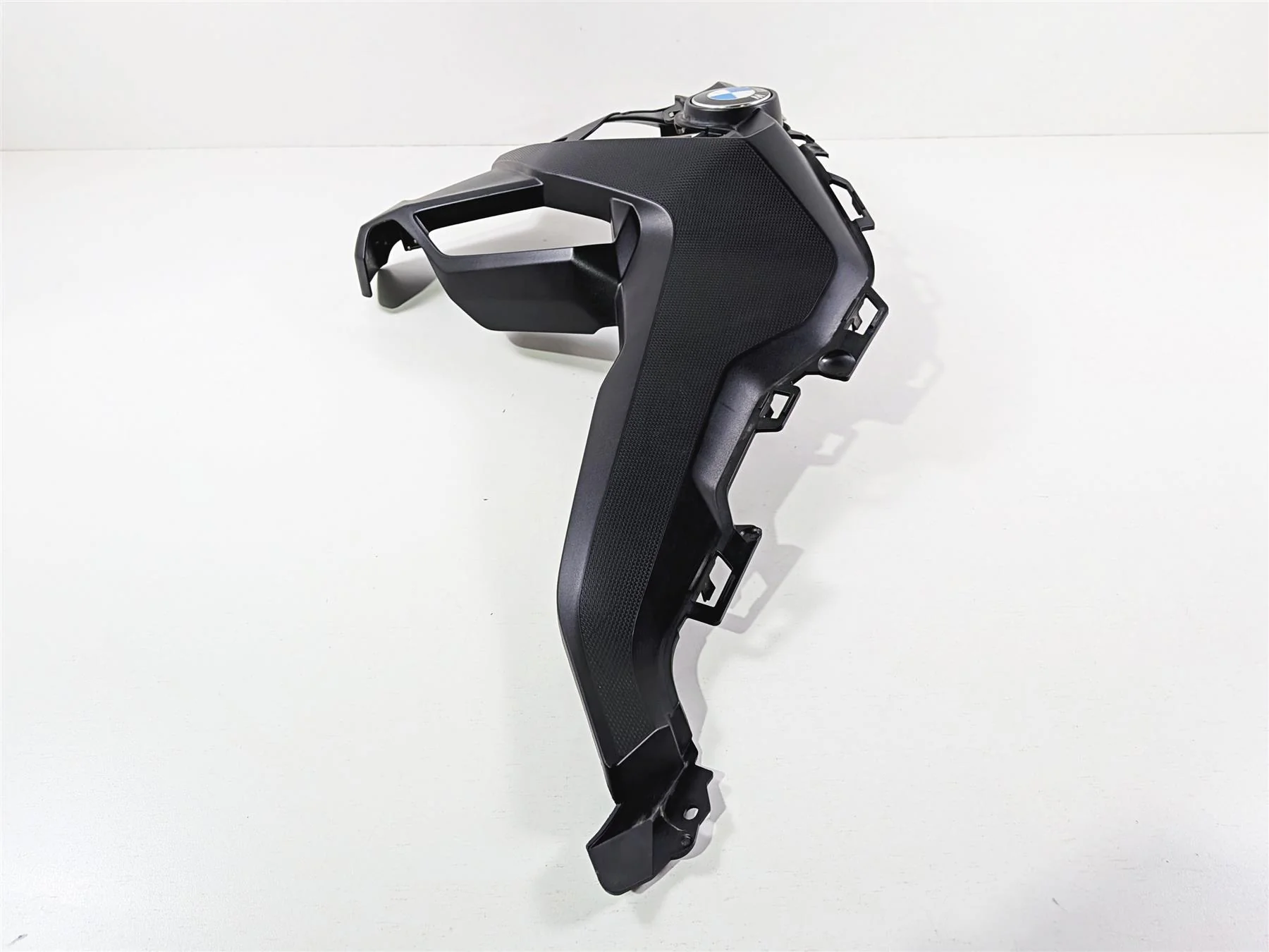 2023 BMW F850GS K81 Main Left Inner Side Fairing Cover Emblem 46638393885 - Image 6