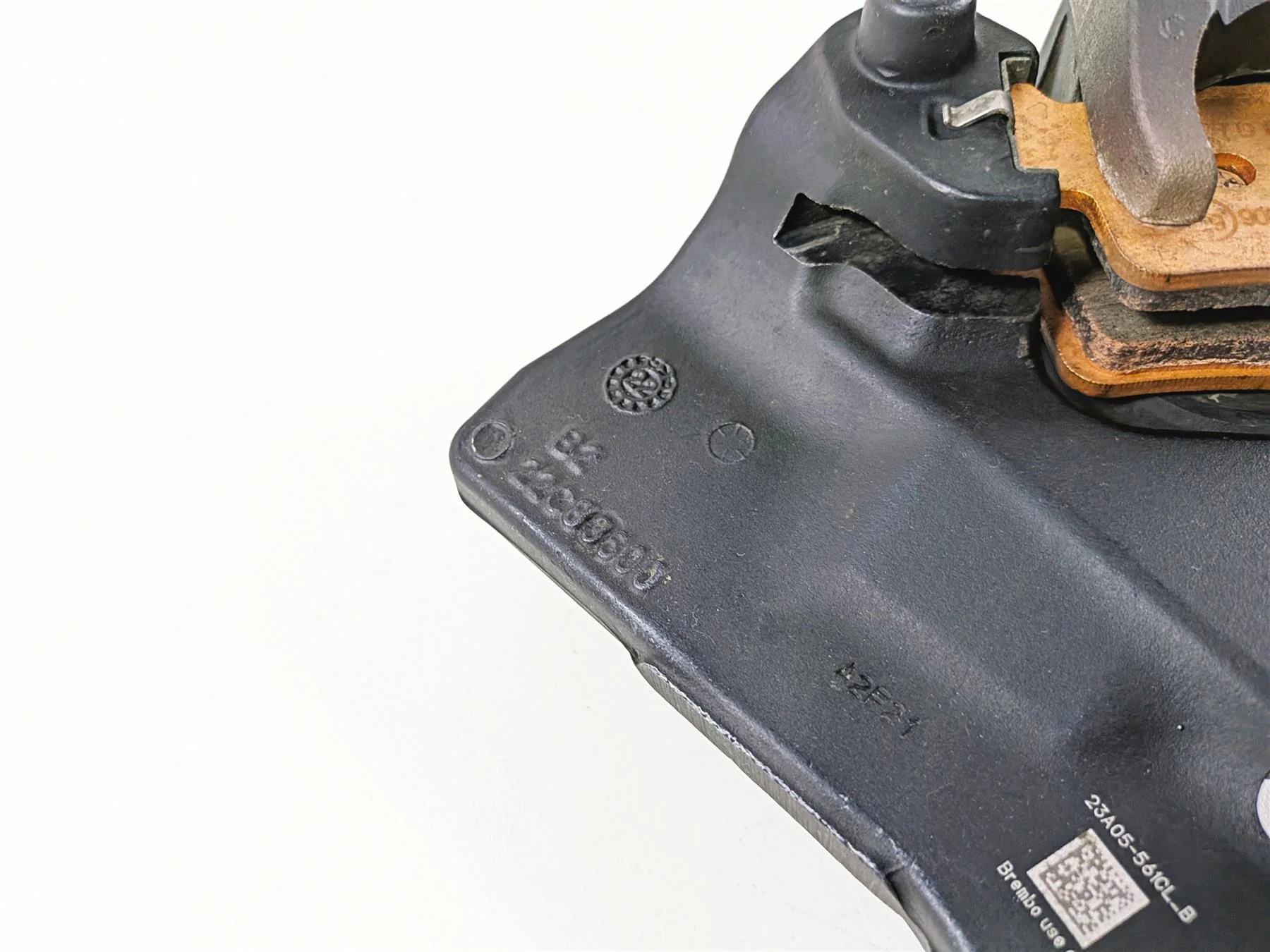 2023 BMW F850GS K81 Rear Brembo Brake Caliper Pads & Bracket 34218565375 - Image 8