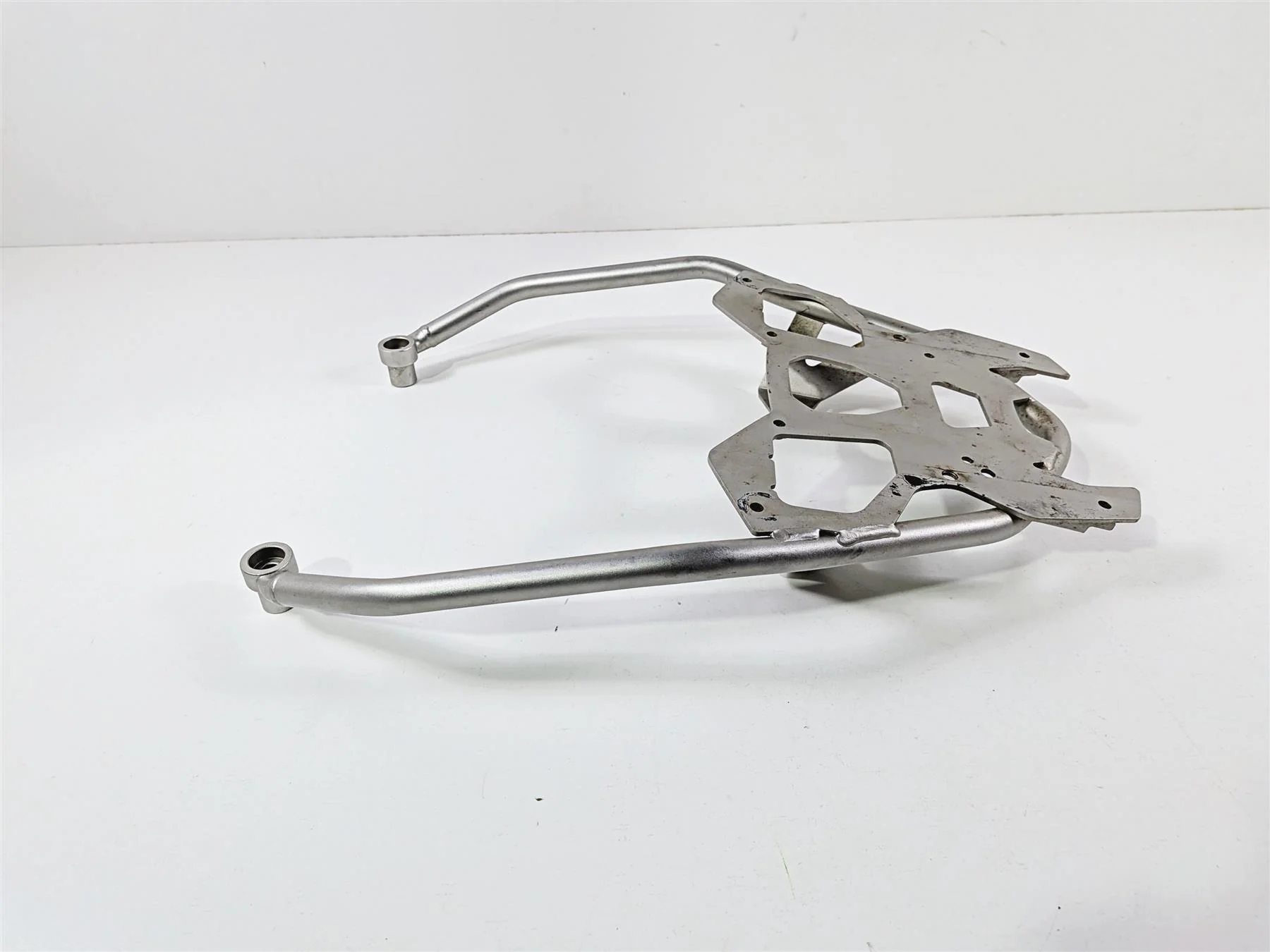 2023 BMW F850GS K81 Rear Tour Pack Rack Holder Carrier 8404576 46548404578 - Image 3