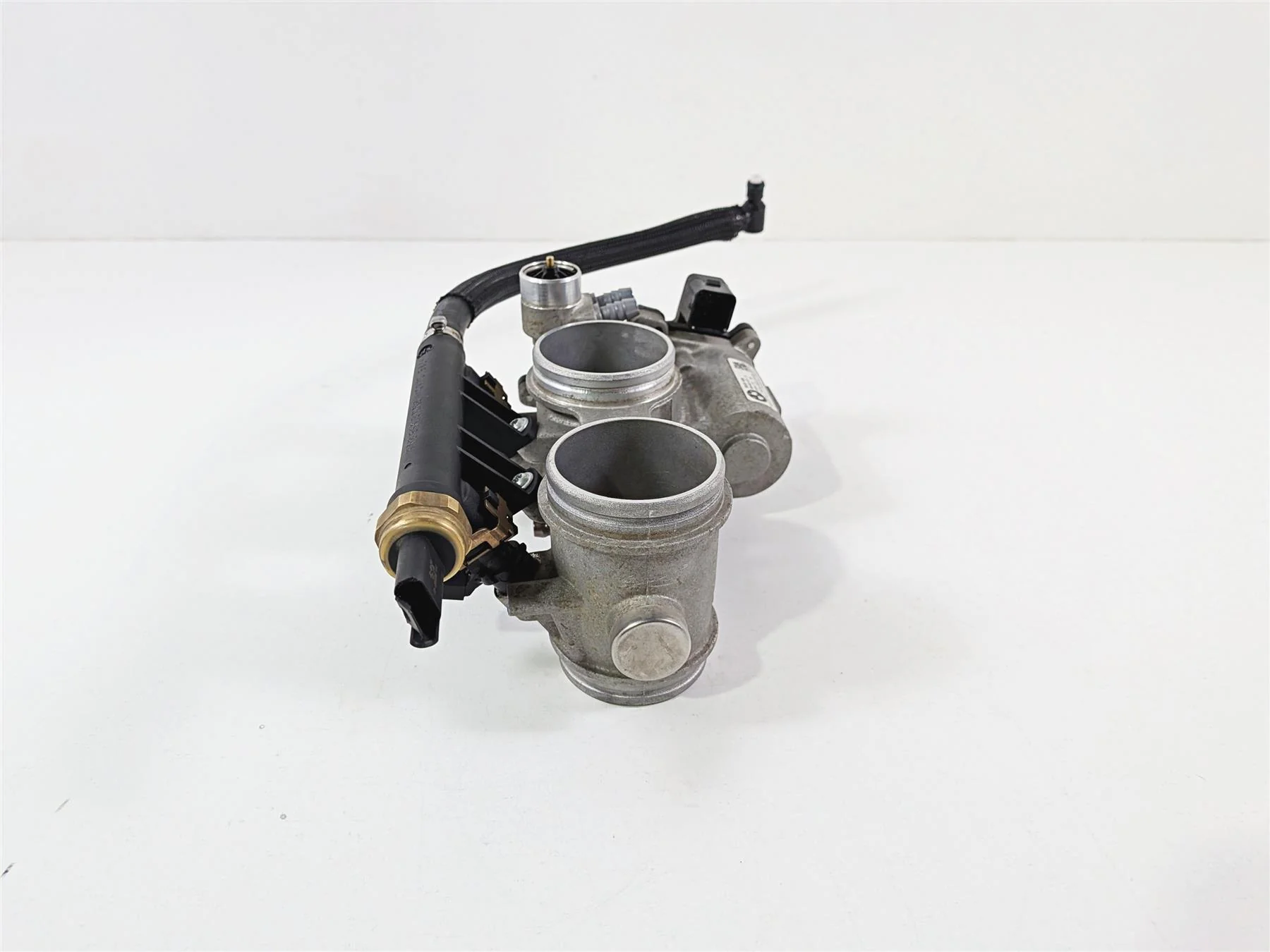 2023 BMW F850GS K81 Throttle Body Fuel Injectors Set 13648546484 13548564772 - Image 3