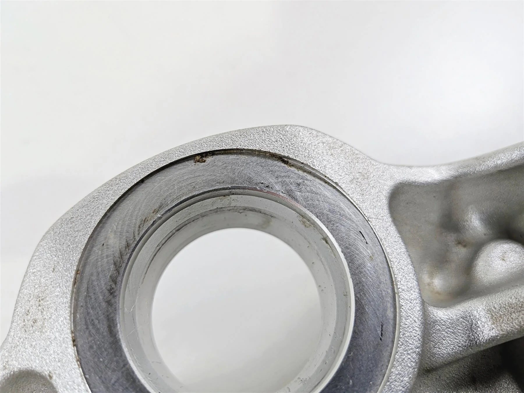 2023 BMW F850GS K81 Upper Triple Tree & Top Clamp 9445230 31428565016 - Image 10
