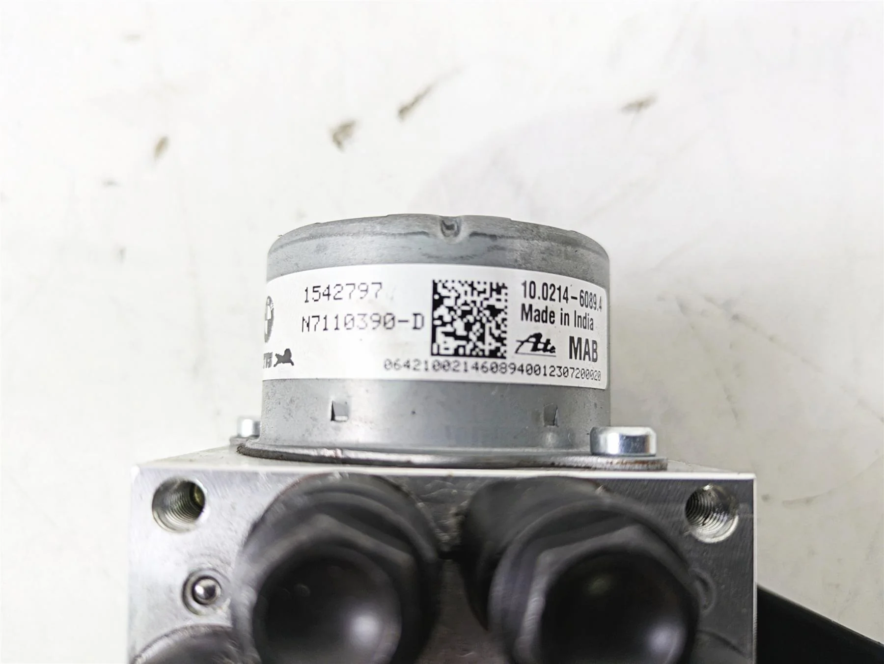 2023 BMW G310R K03 Abs Brake Module Pump Unit Module 34511542798 - Image 4