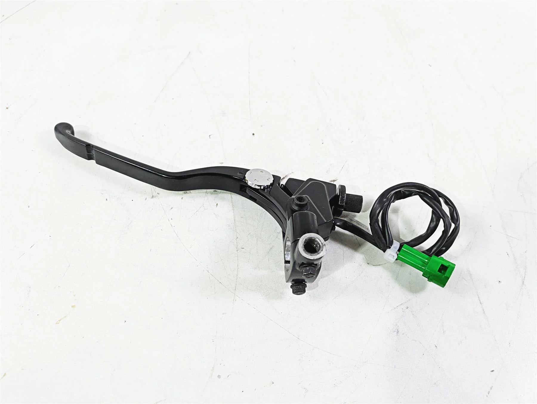 2023 BMW G310R K03 Clutch Perch & Oem Black Lever 77159443011 - Image 2