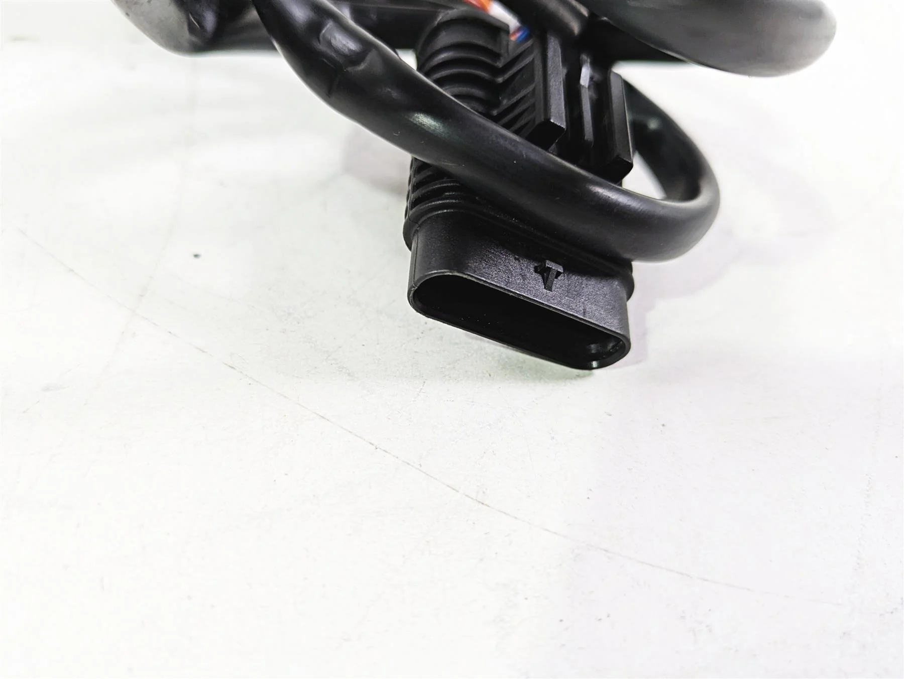 2023 BMW G310R K03 E-Throttle Hand Grip Set 61318382956 - Image 9