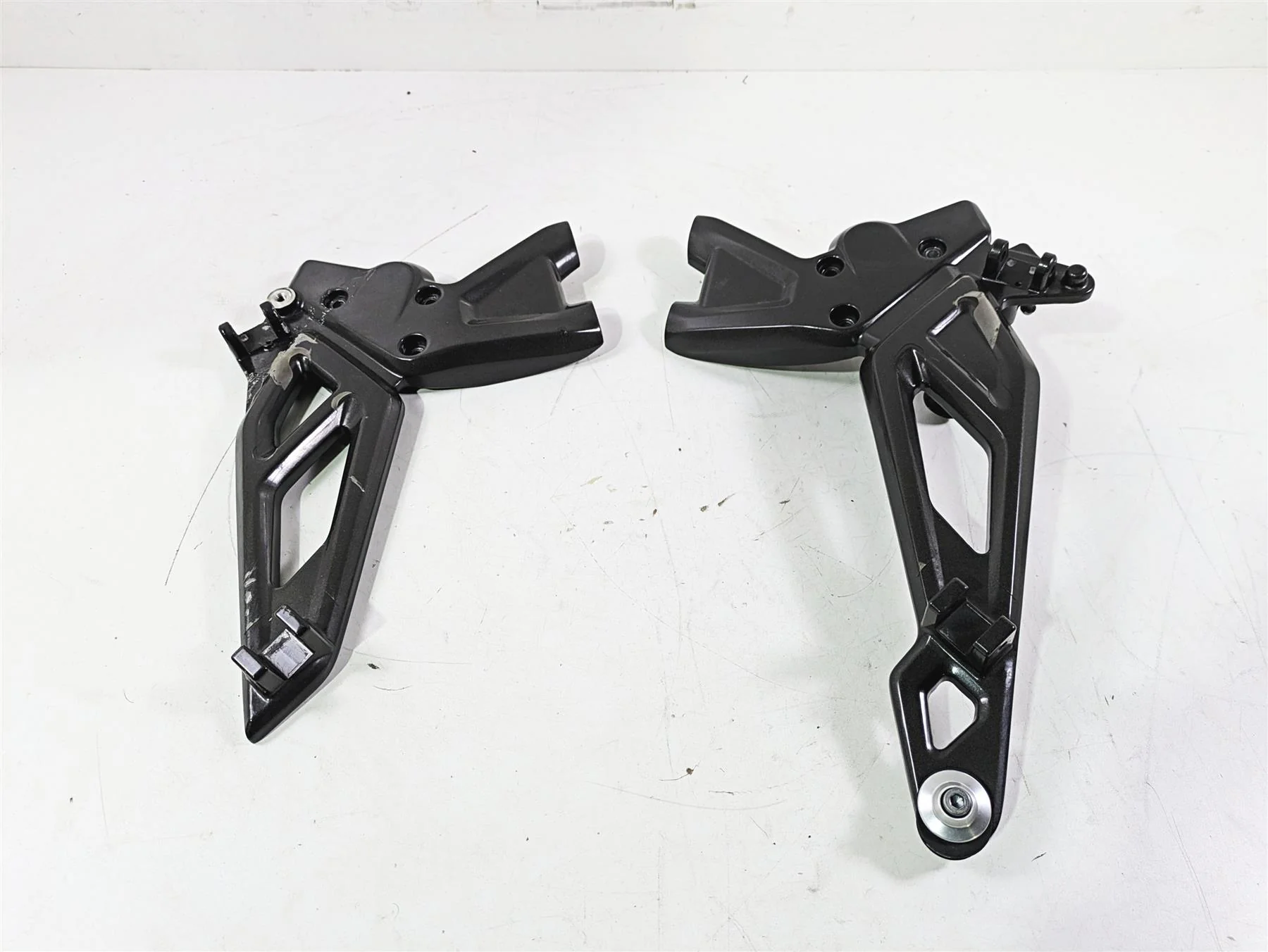 2023 BMW G310R K03 Frame Footpeg Rest Mount Set 46711542807 46711542808