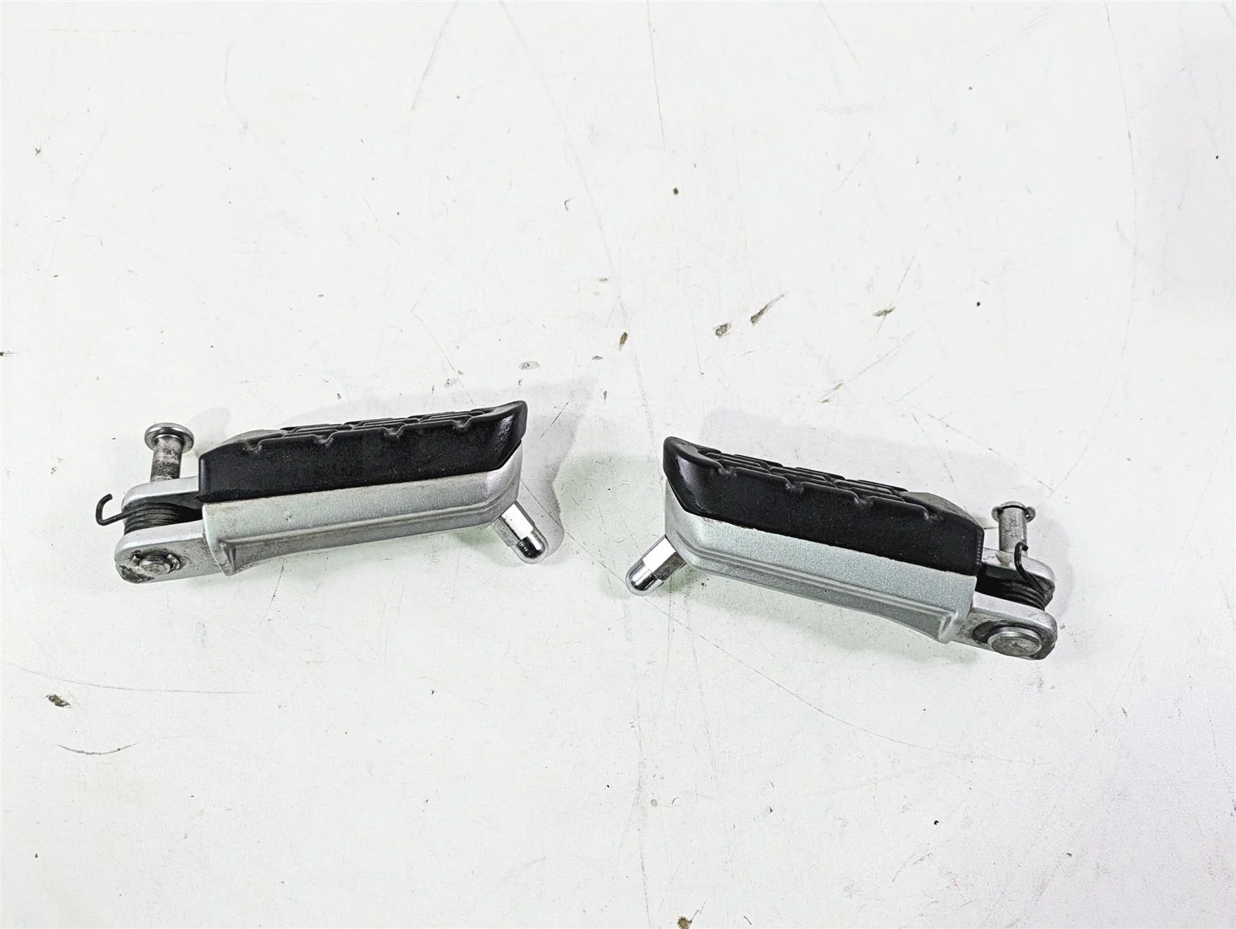 2023 BMW G310R K03 Front Rider Foot Peg Rest Set 46718553971 46718553972 - Image 3